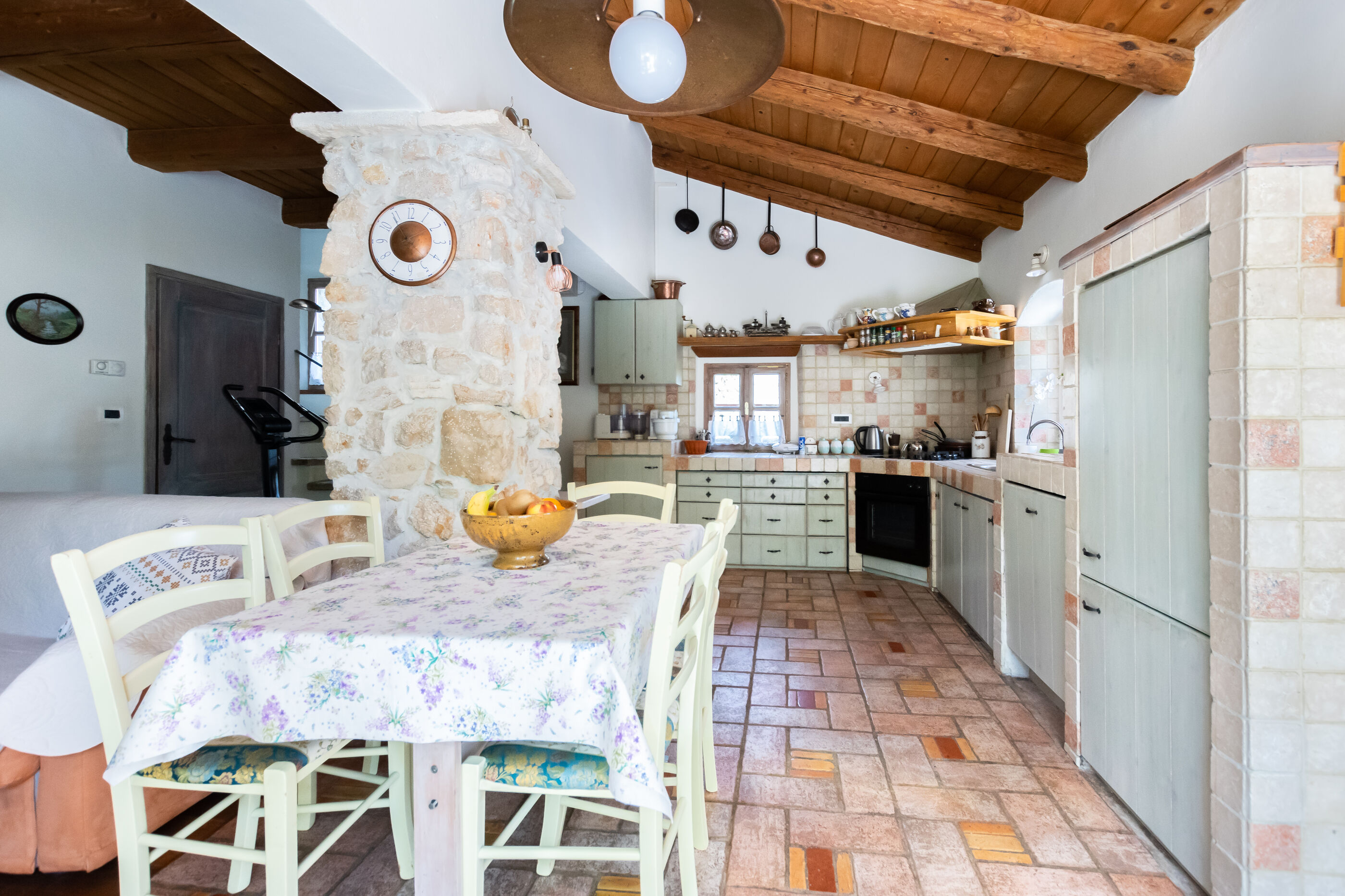 House Rada i  Stanisav 91502-K1