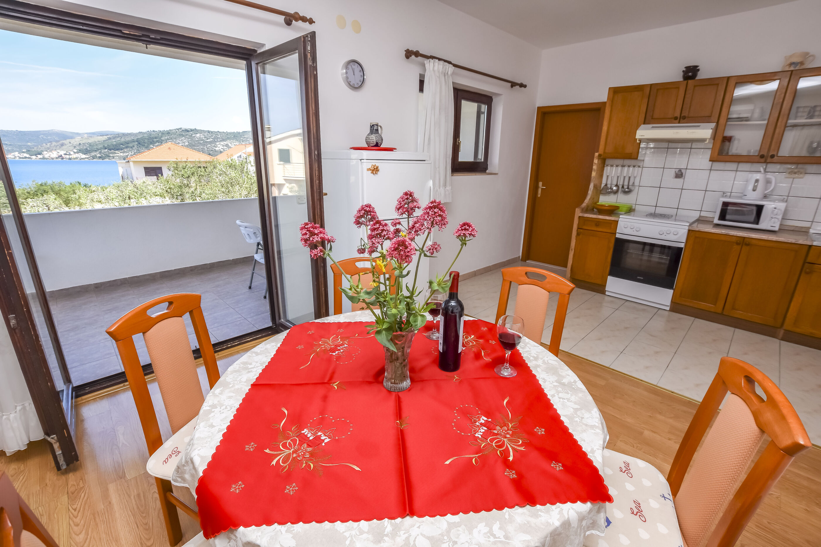 Apartments Mirta 22751-A1