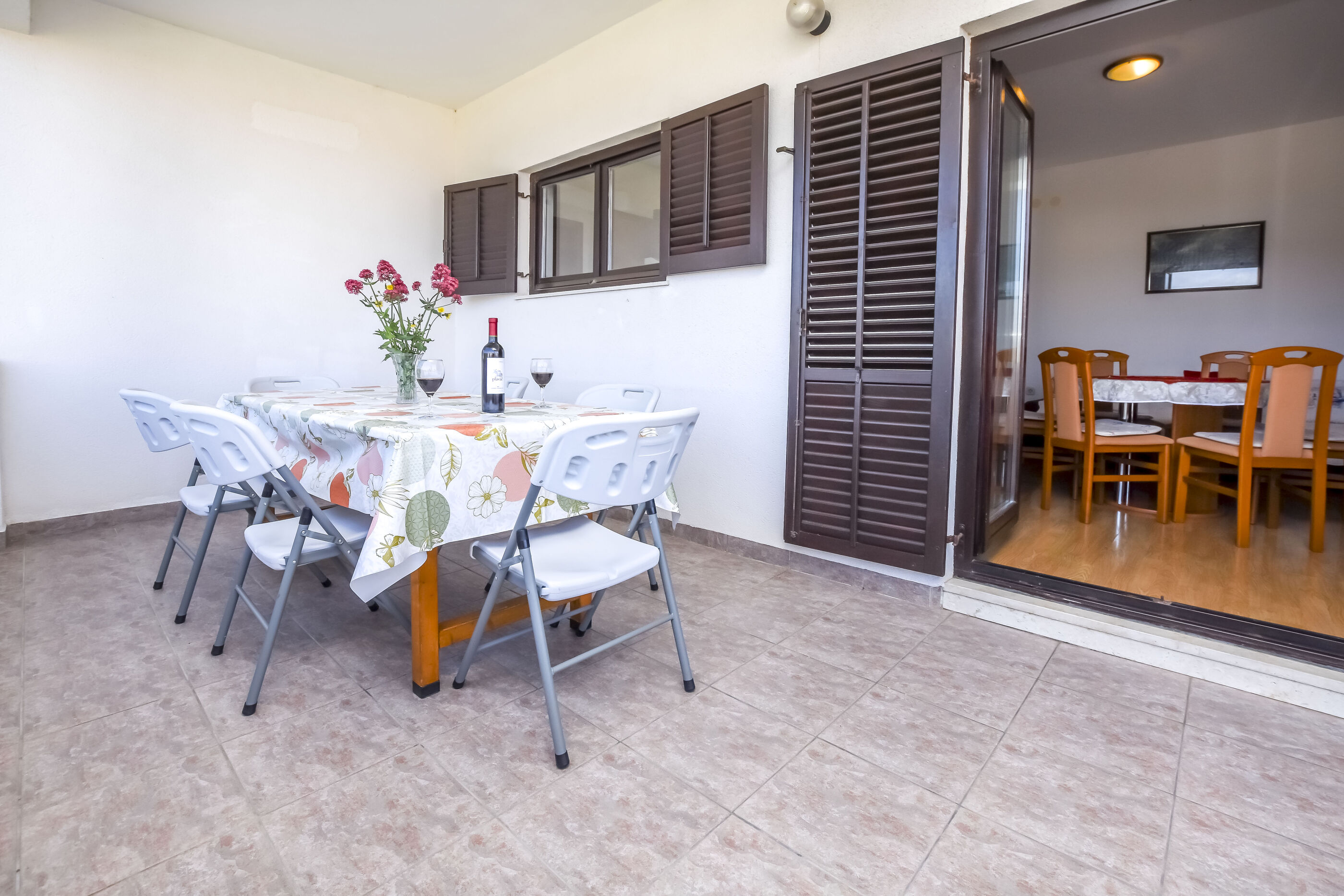 Apartments Mirta 22751-A1