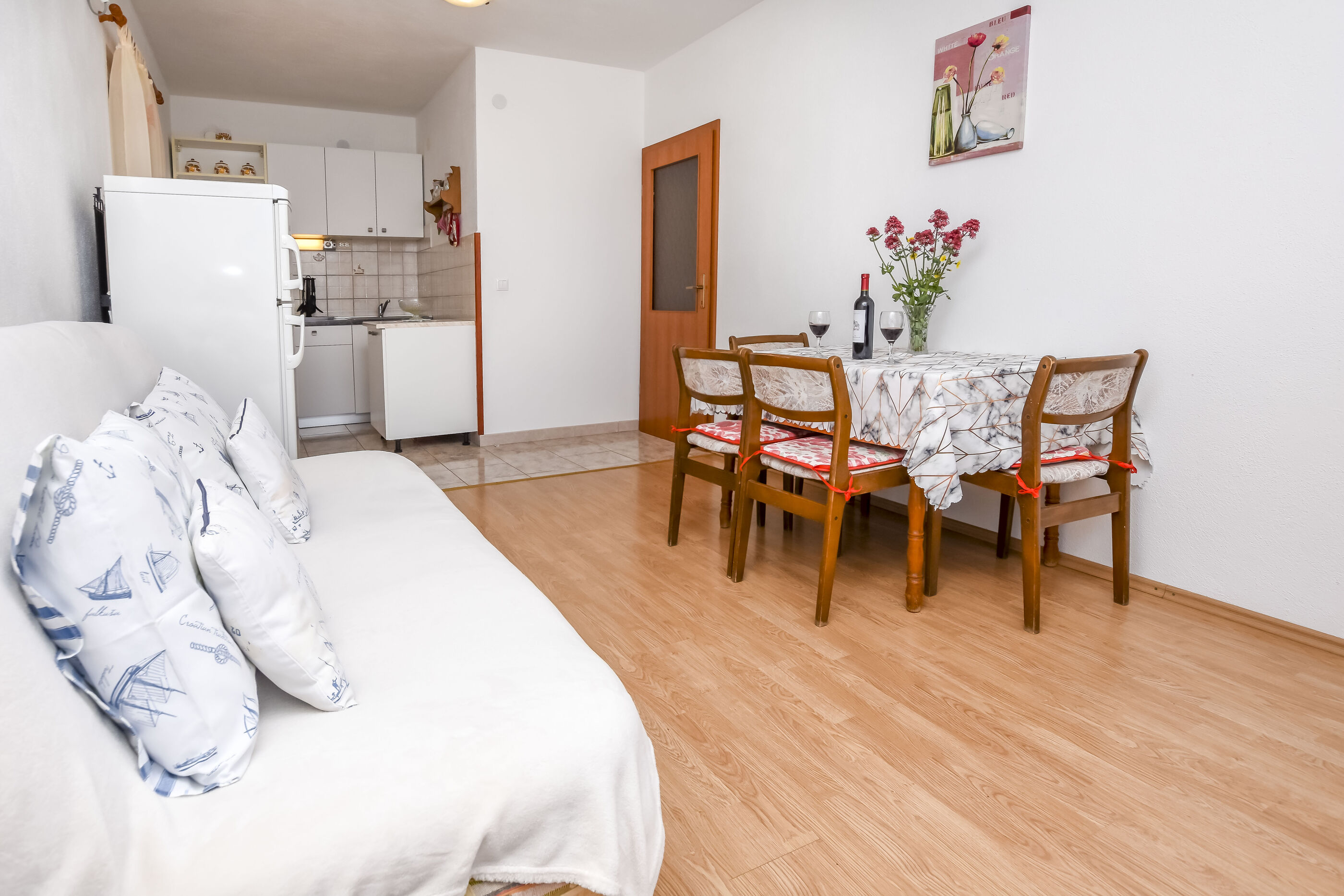 Apartments Mirta 22751-A2