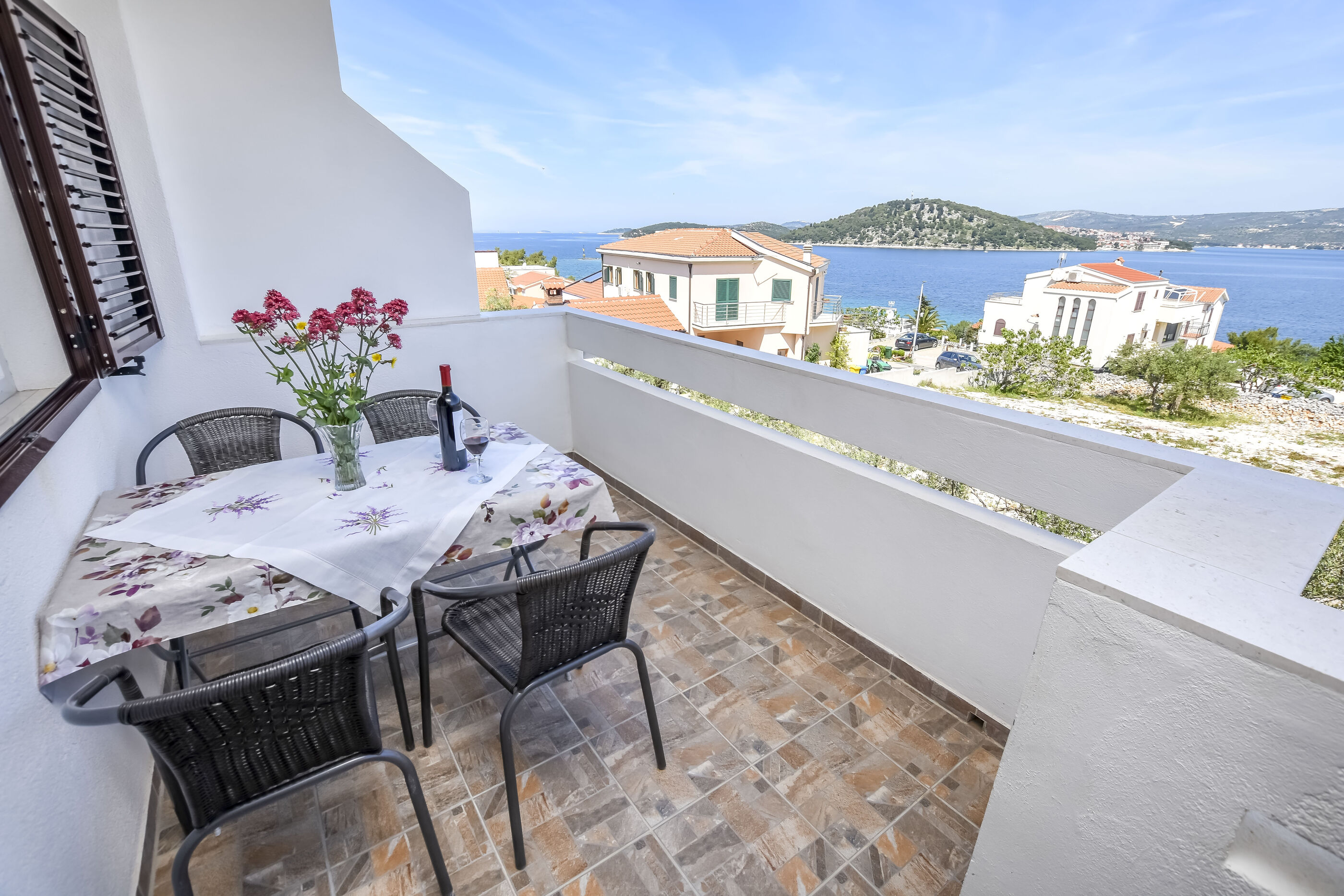 Apartments Mirta 22751-A2
