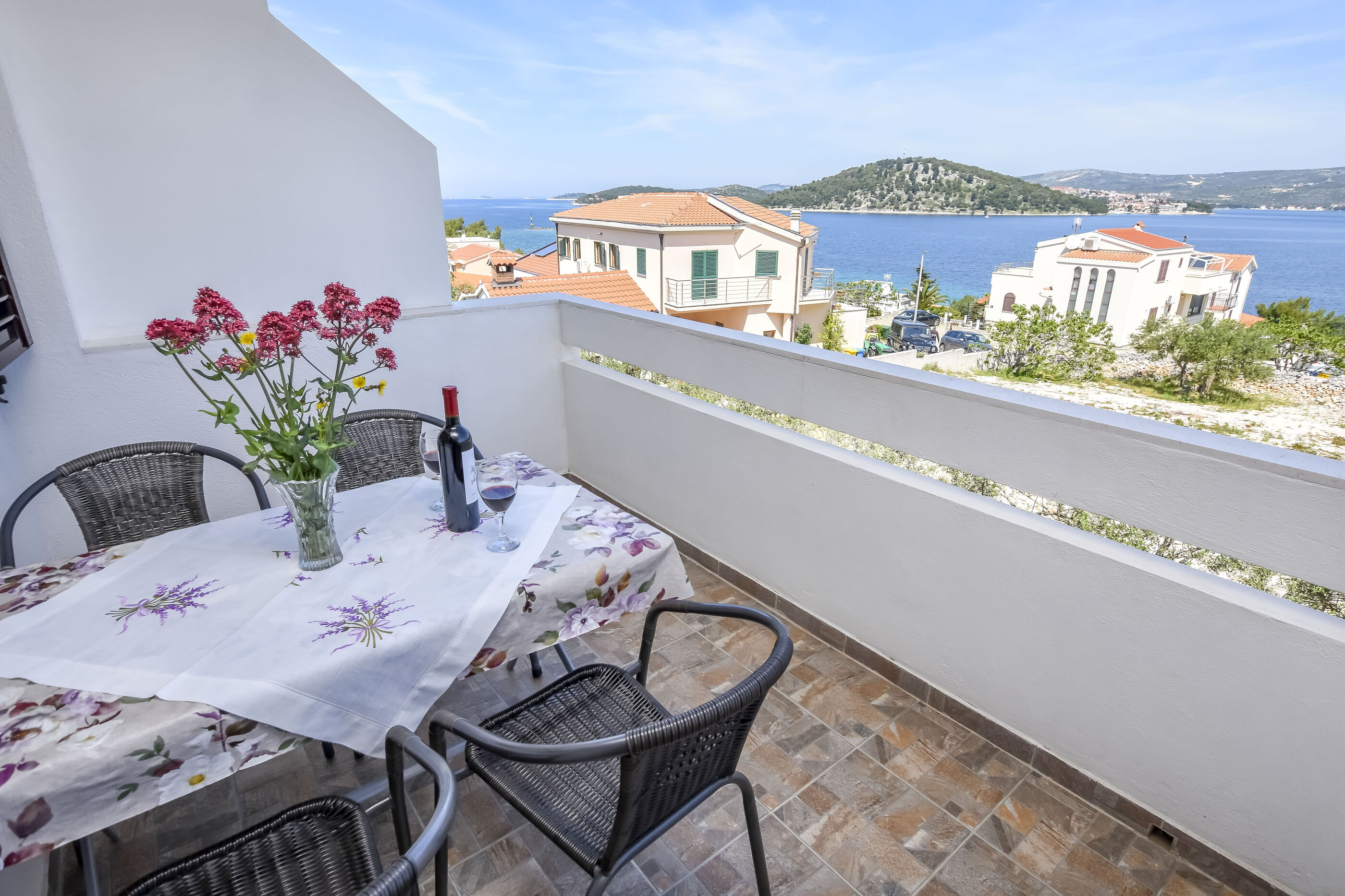 Apartments Mirta 22751-A2