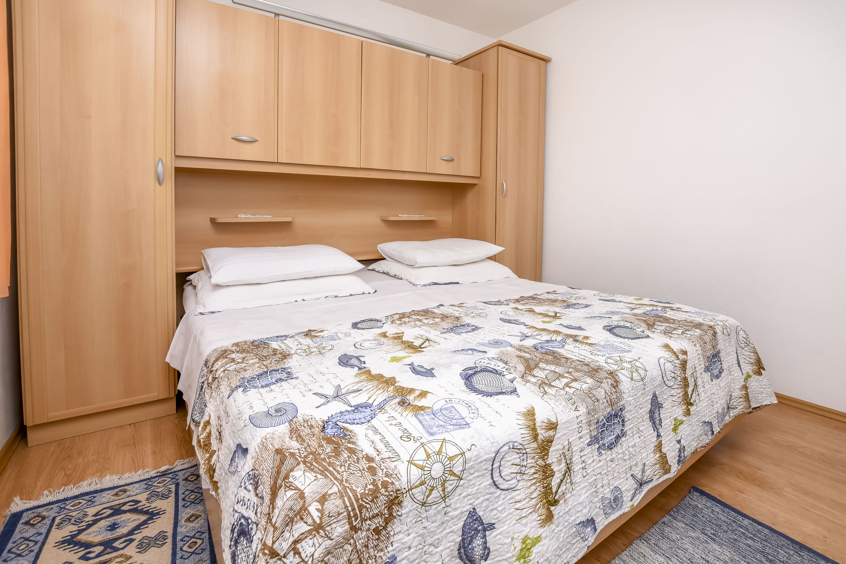 Apartments Mirta 22751-A3