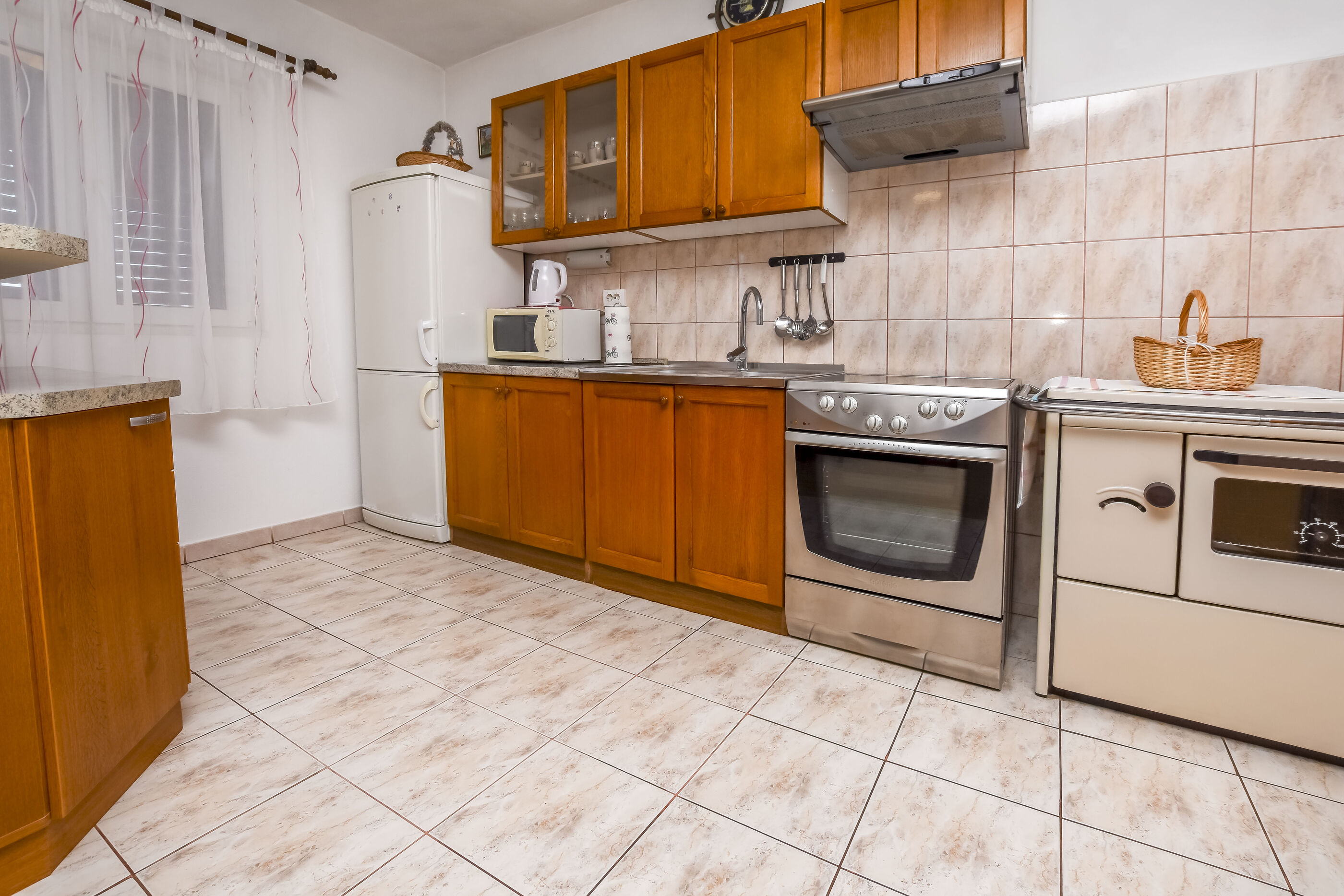 Apartments Mirta 22751-A3