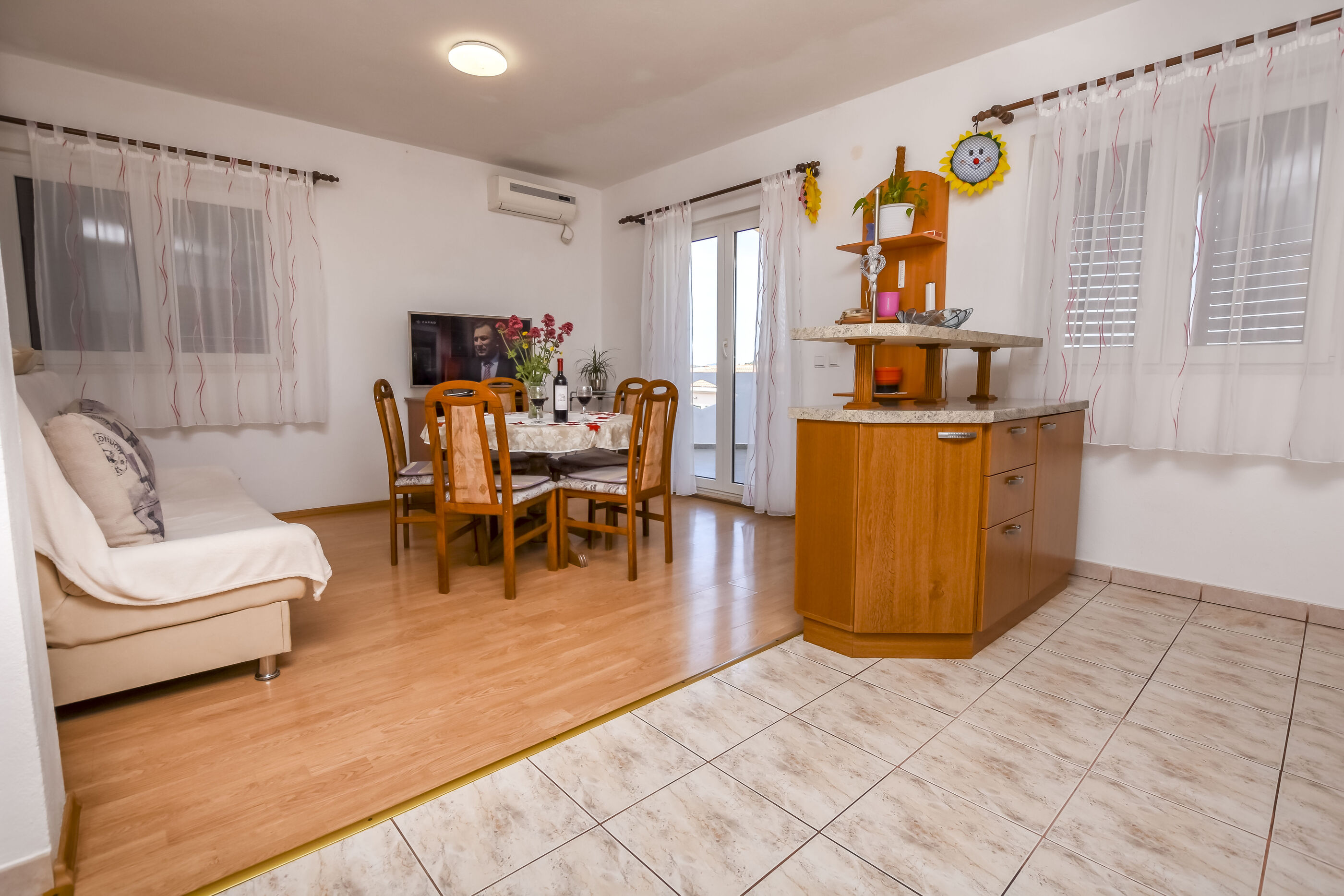 Apartments Mirta 22751-A3