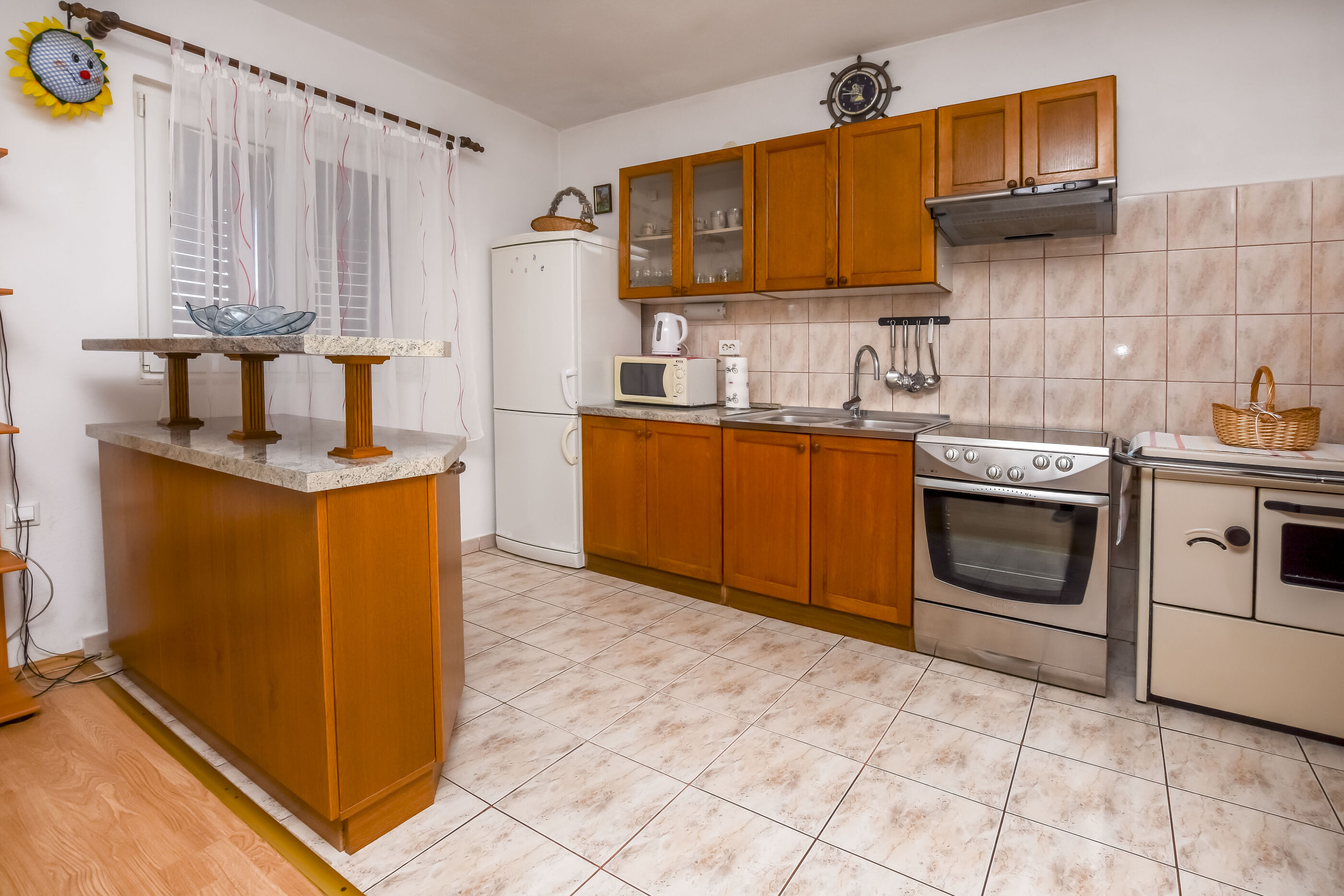 Apartments Mirta 22751-A3