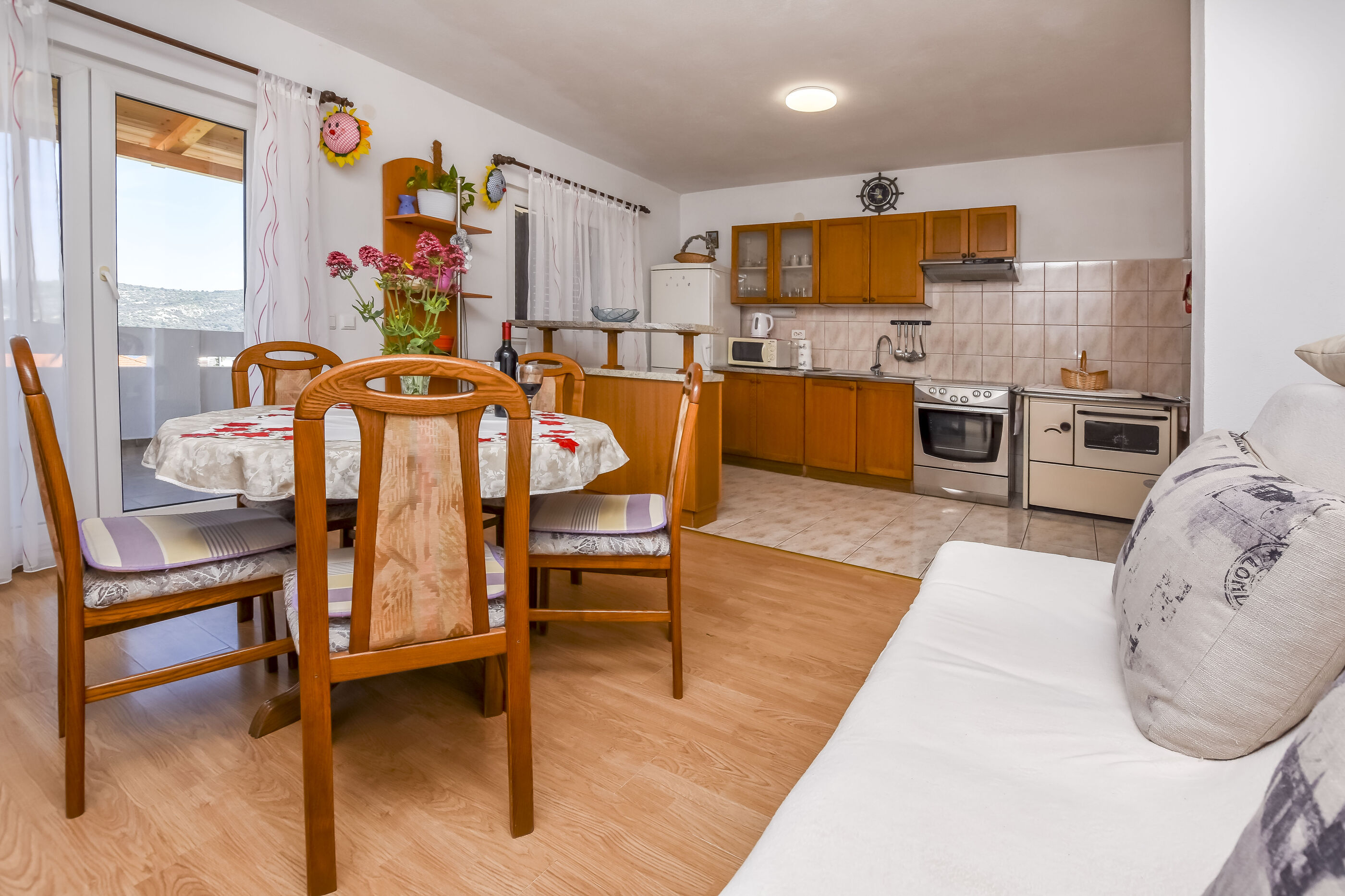 Apartments Mirta 22751-A3