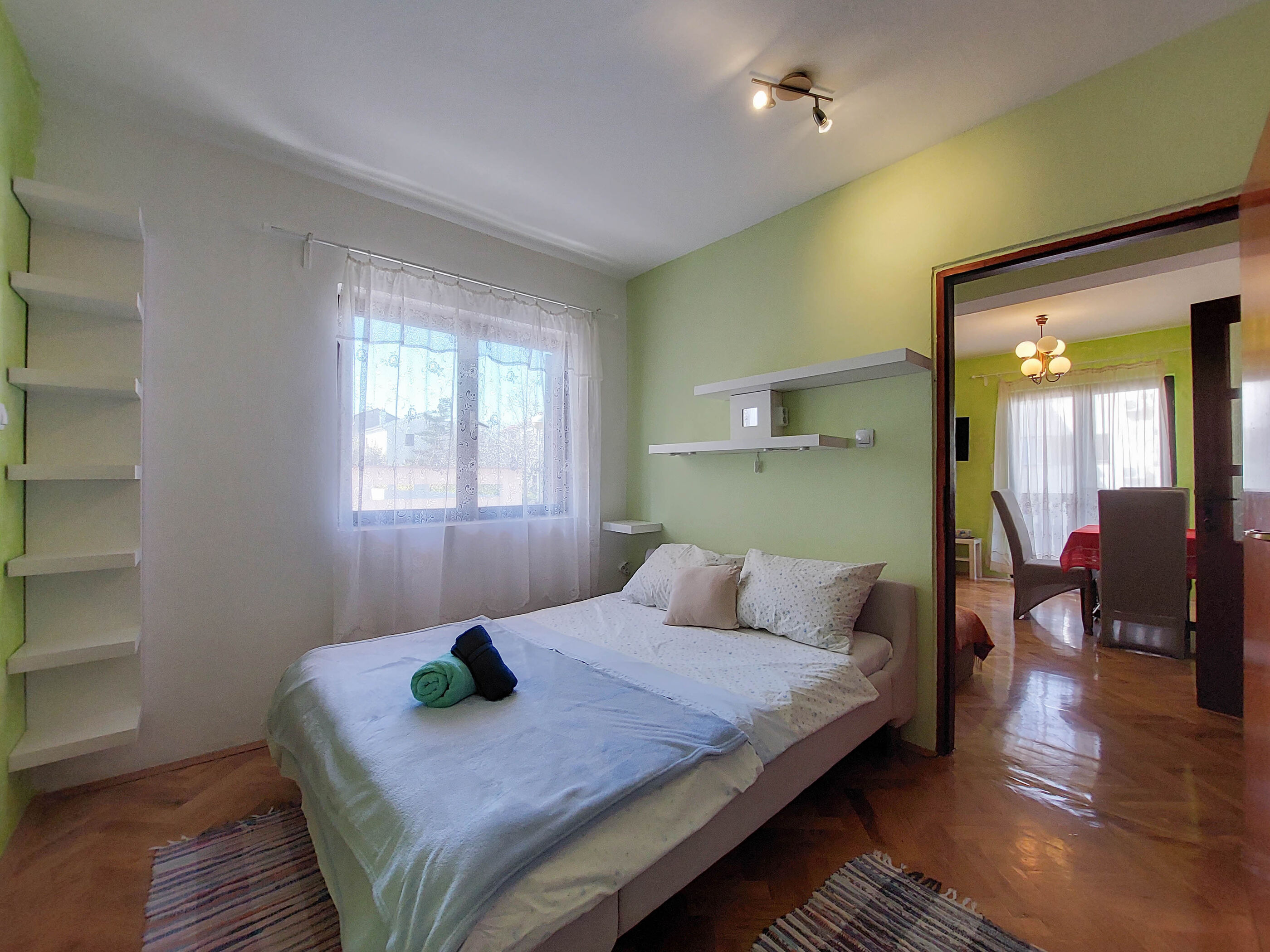 Apartment and Room Marica 60401-A1