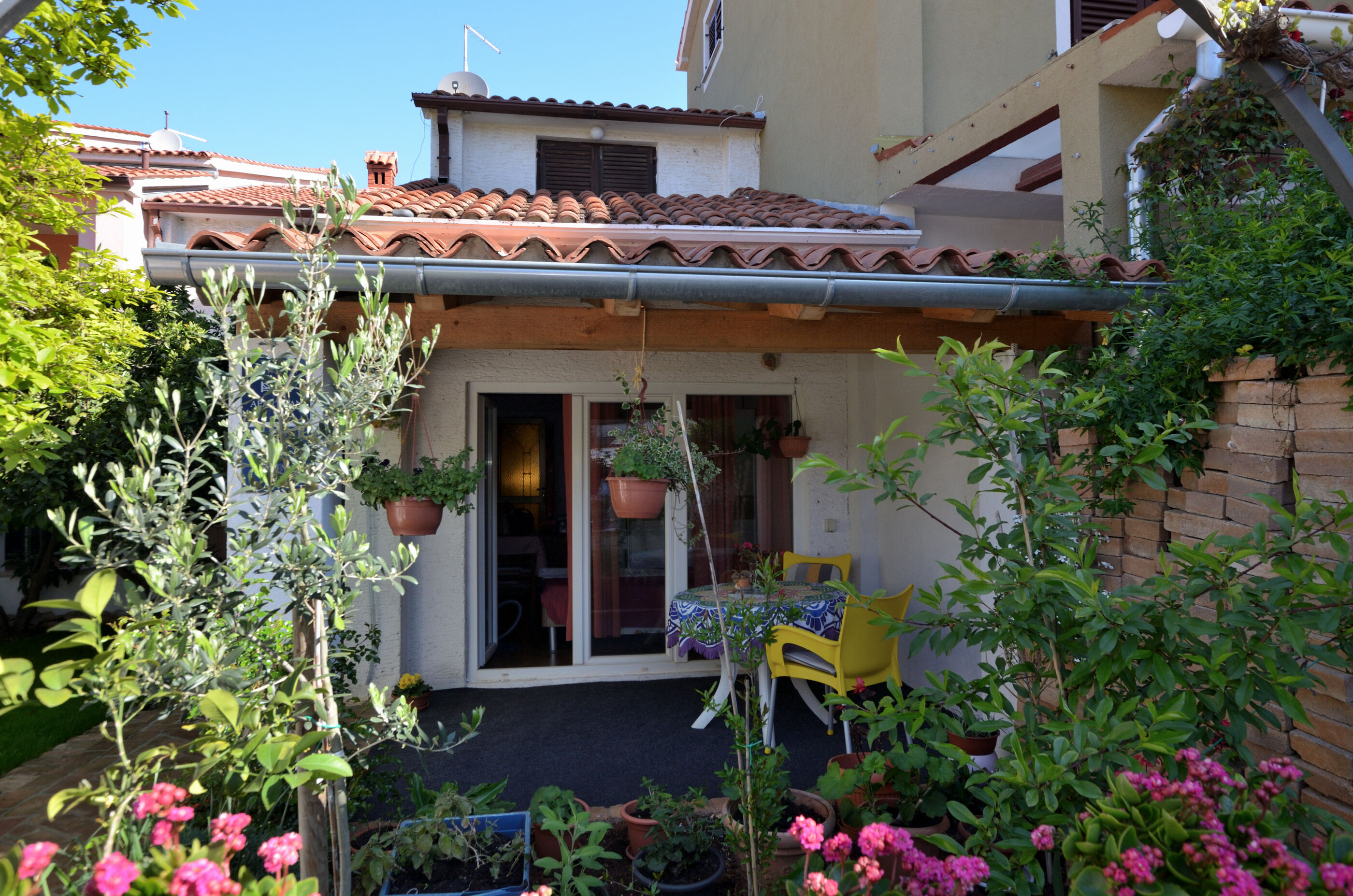 Apartments Maja 75841-A1