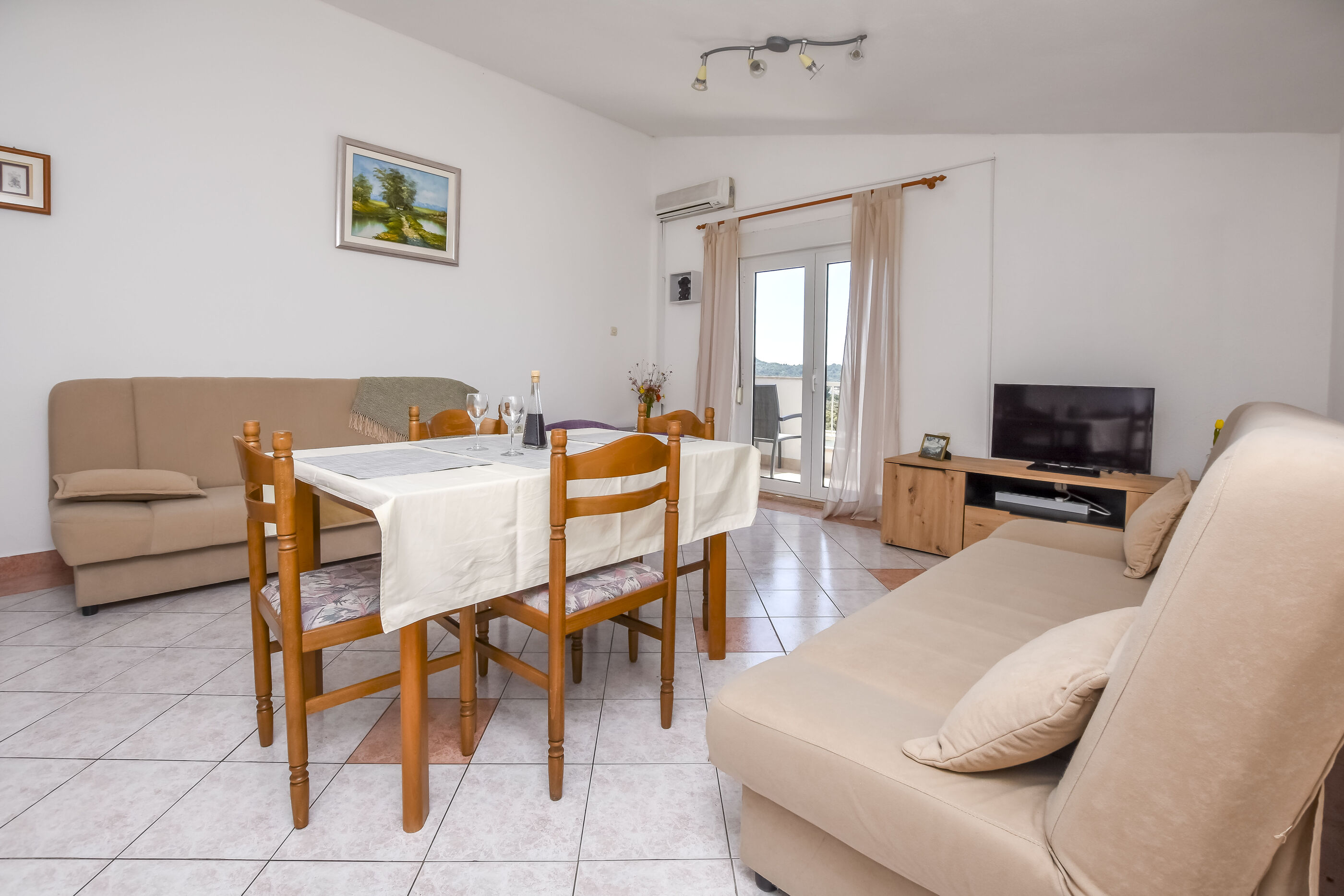 Apartments Zvonko 58411-A2