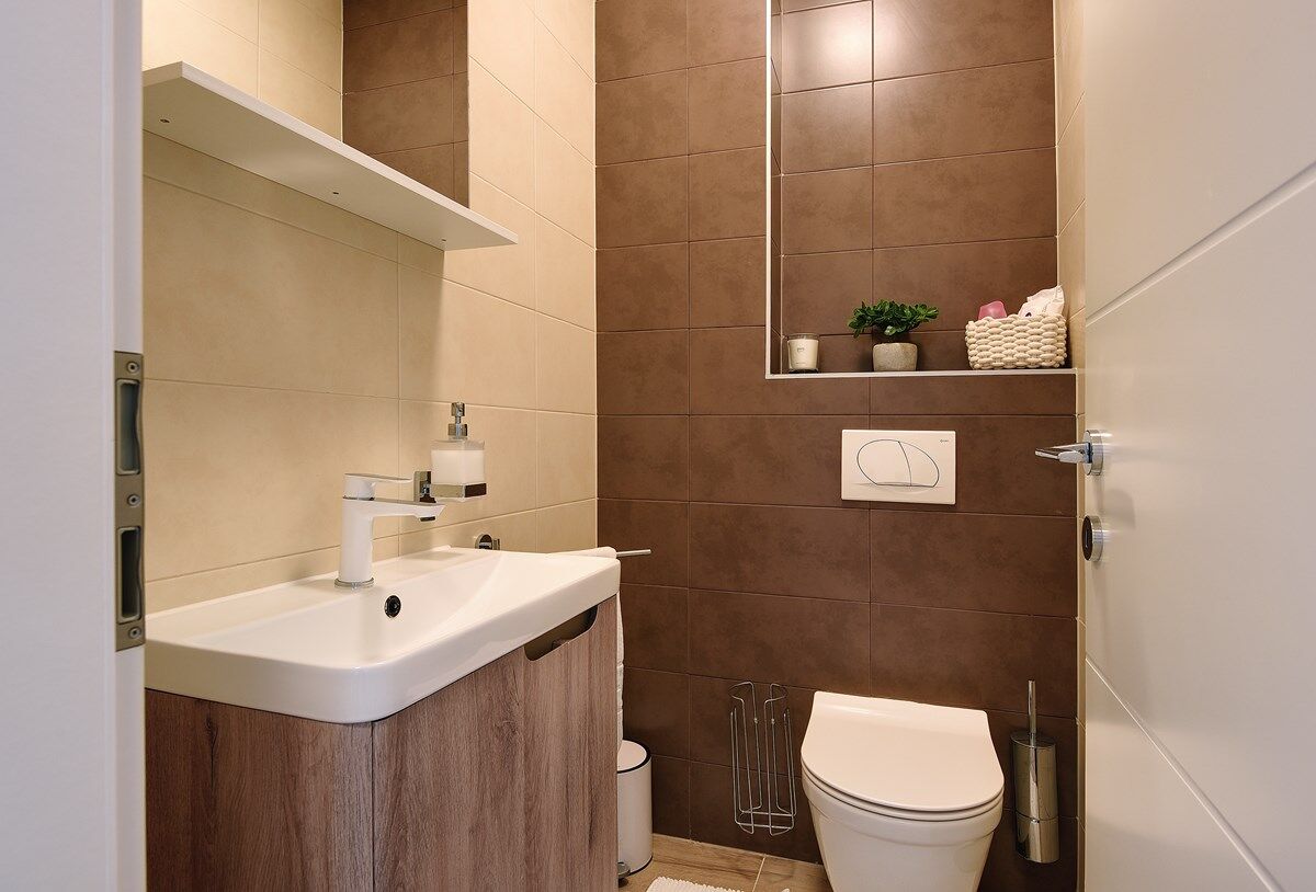 House Posesi 74259-A1