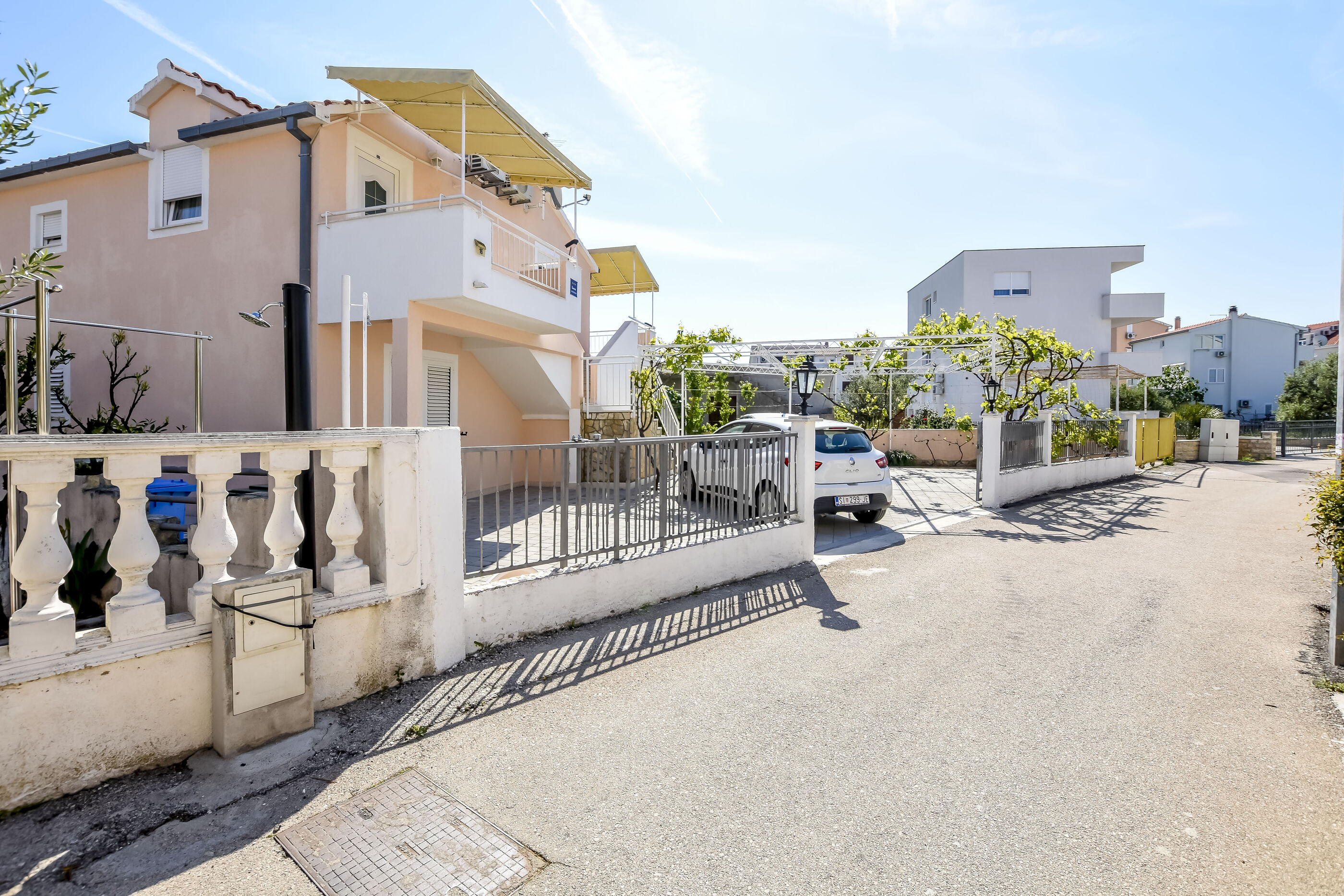 Apartments Zdravko 22811-A1