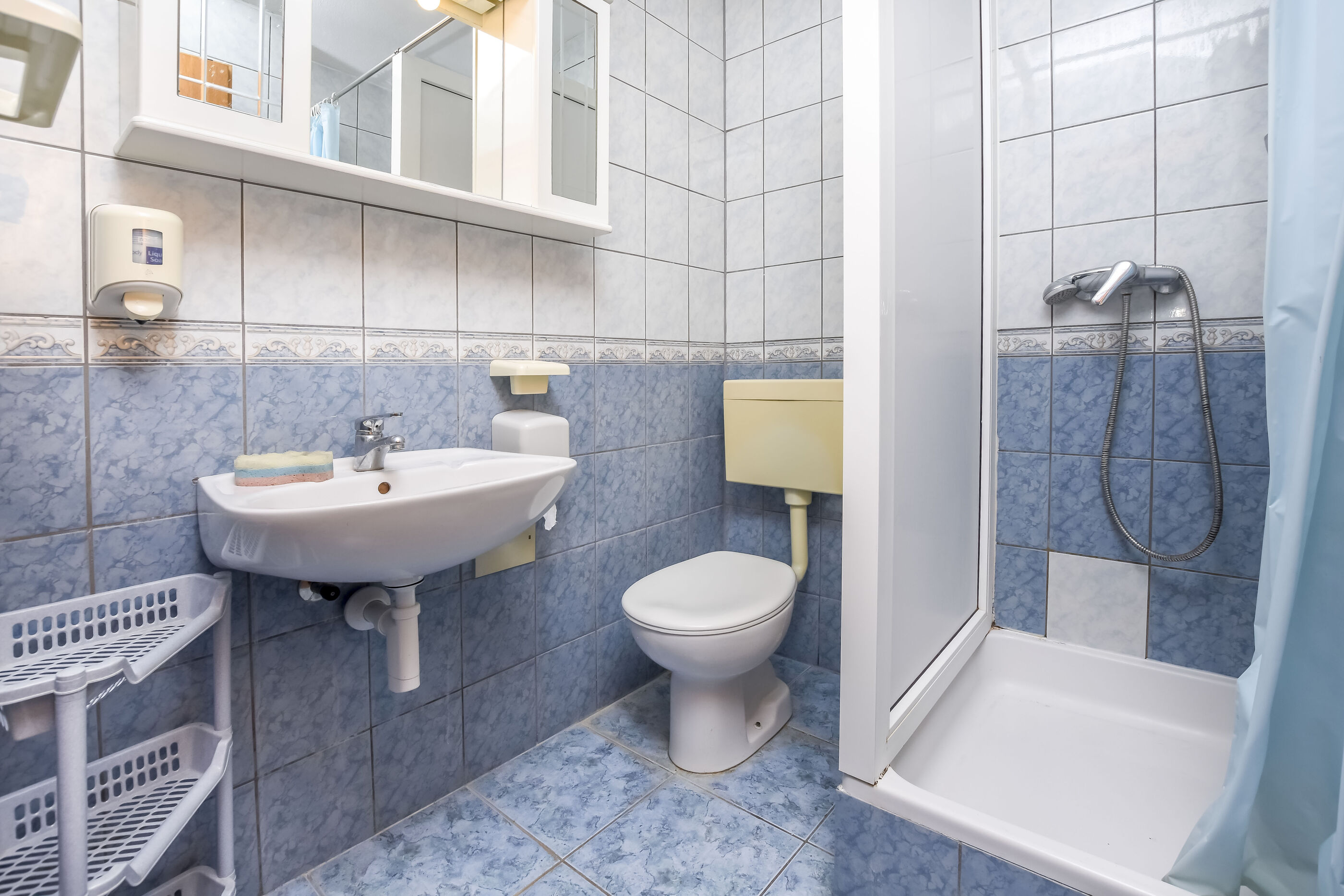 Apartments Zdravko 22811-A1