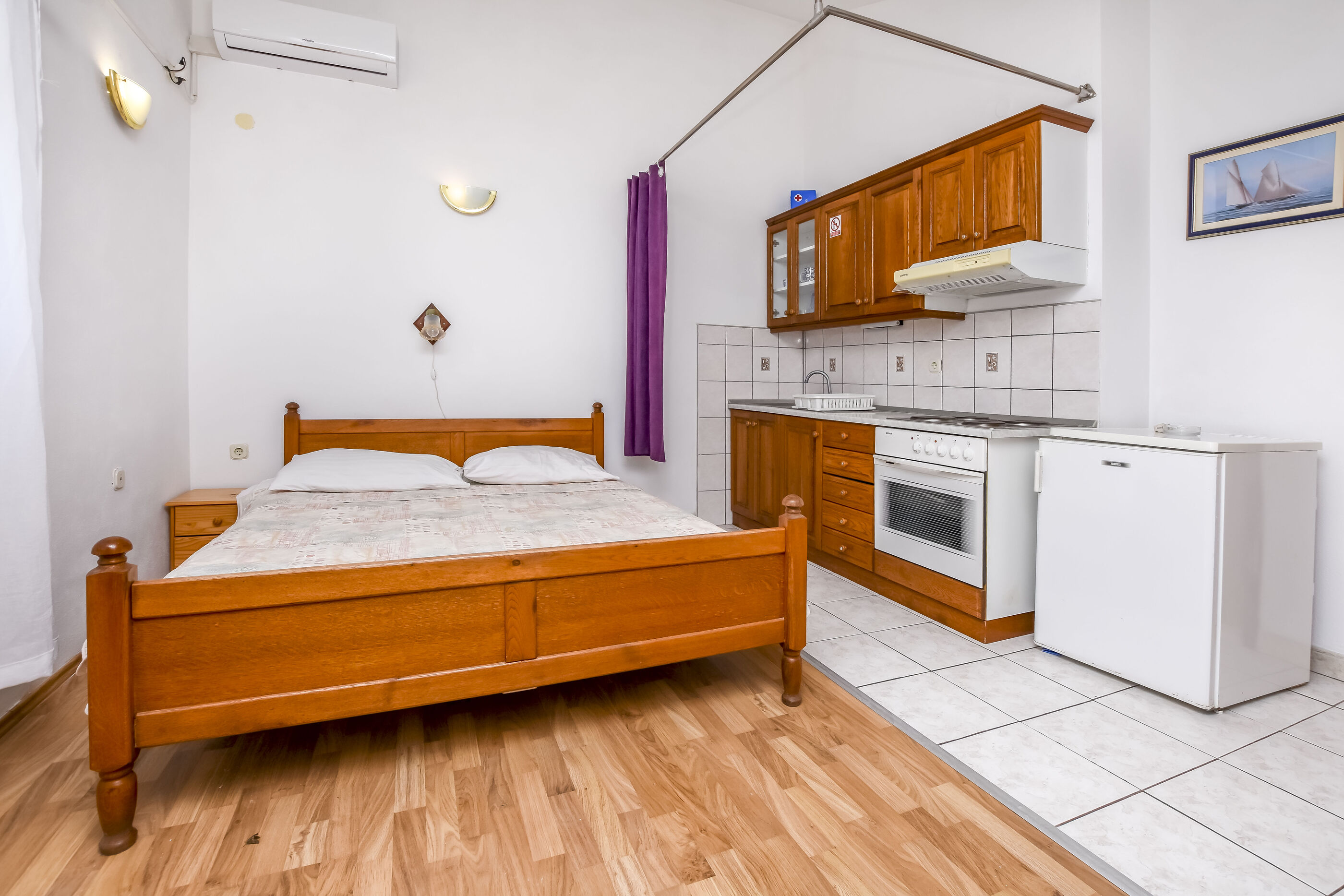 Apartments Zdravko 22811-A1