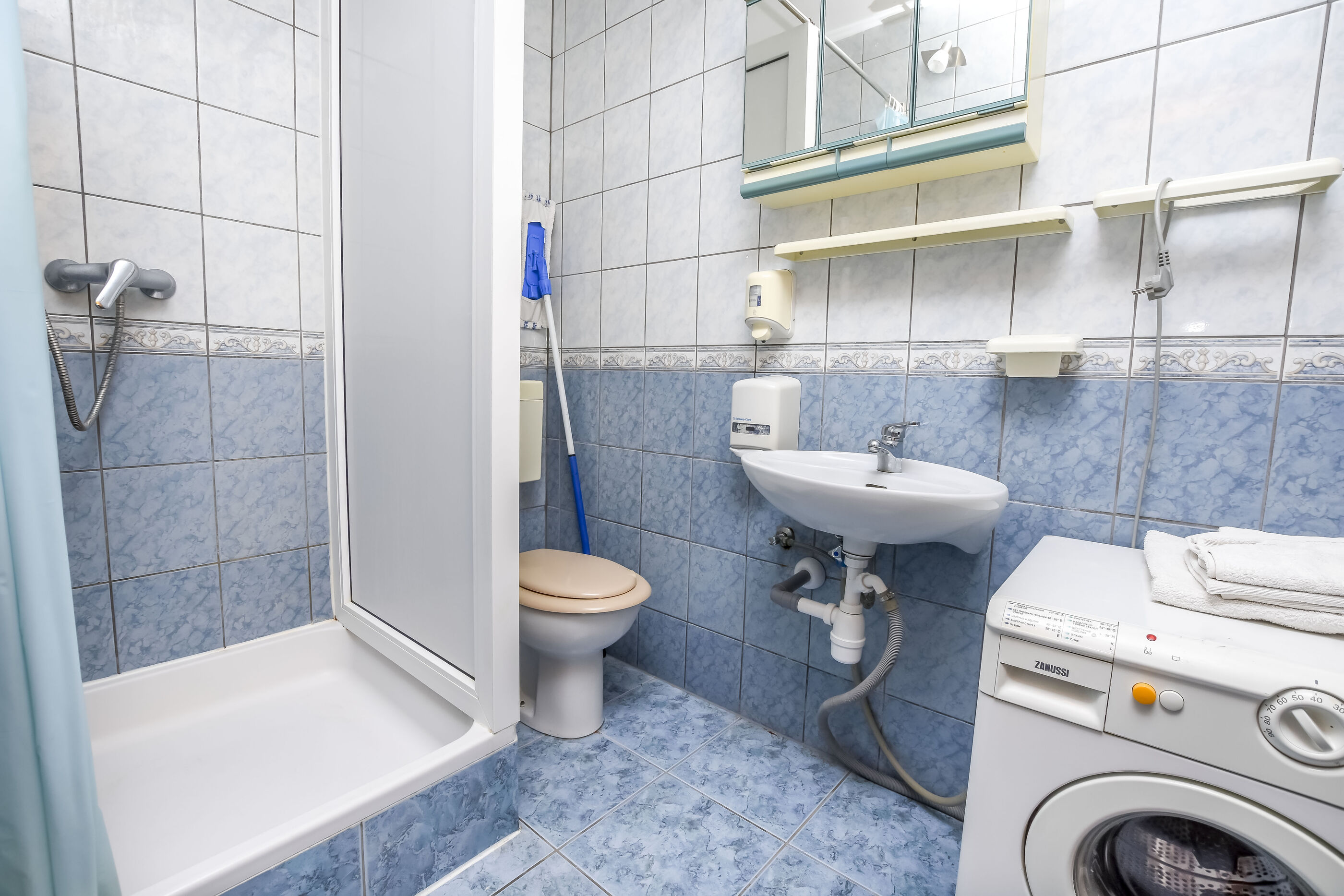 Apartments Zdravko 22811-A2