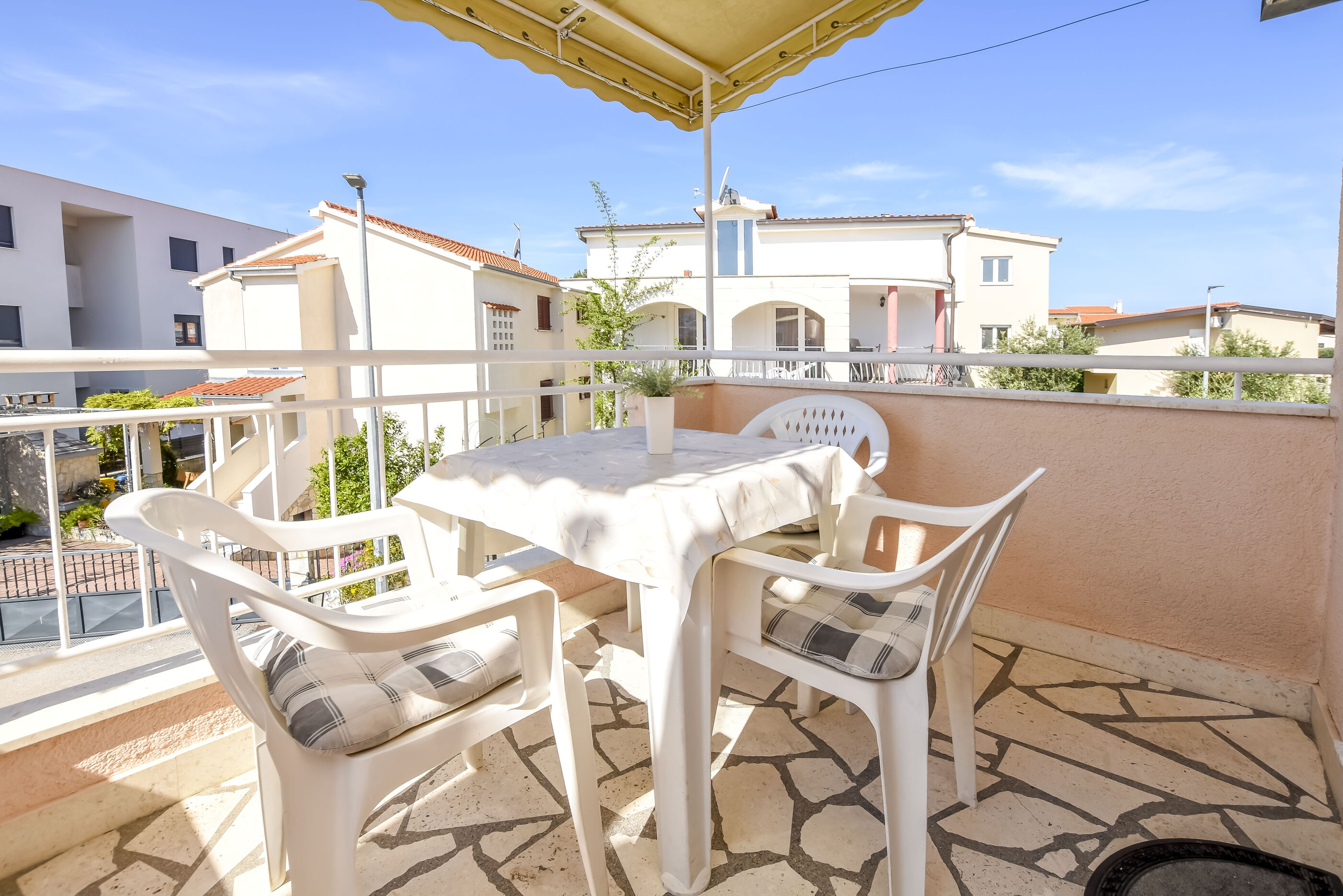 Apartments Zdravko 22811-A2