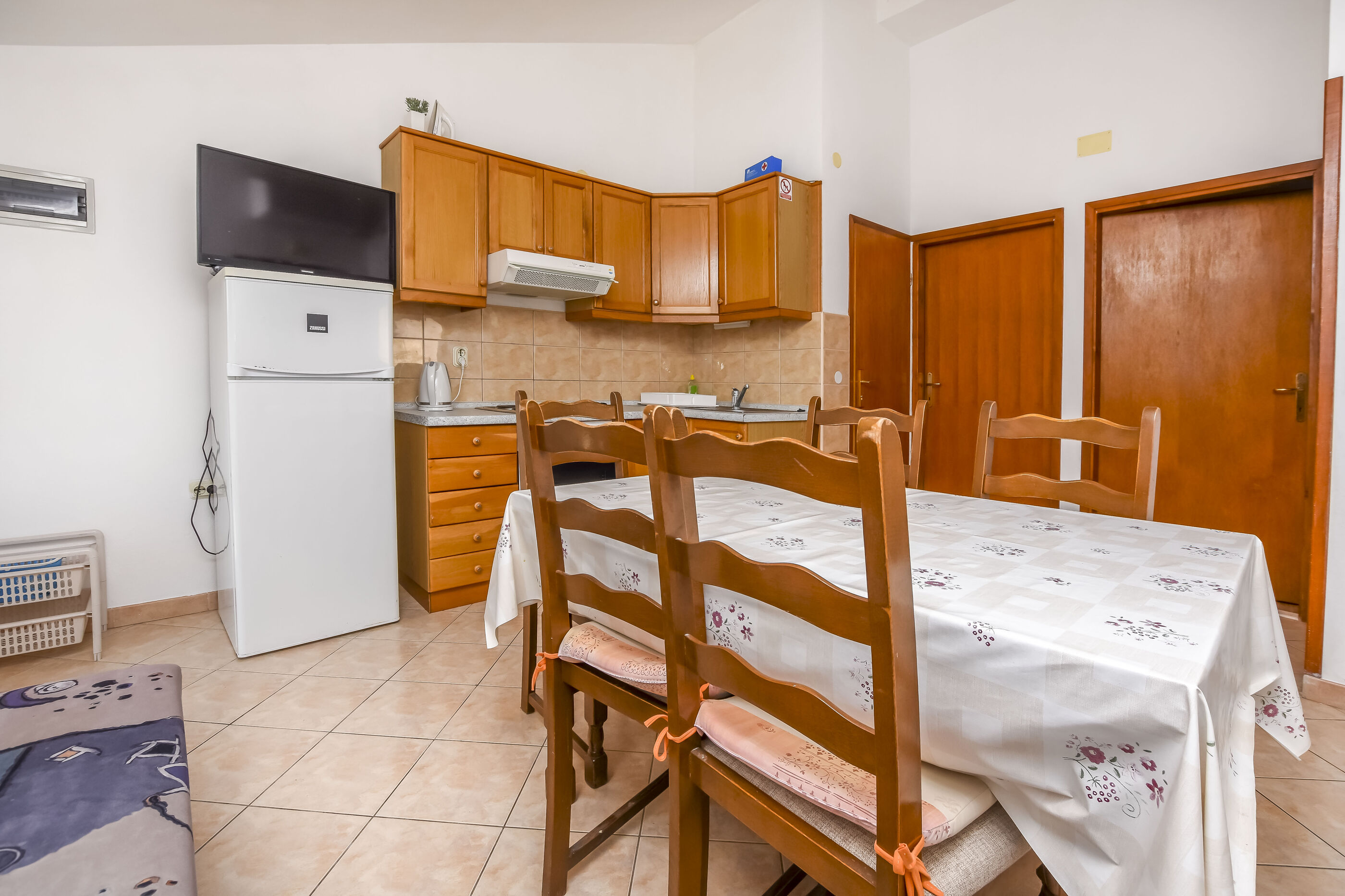 Apartments Zdravko 22811-A3