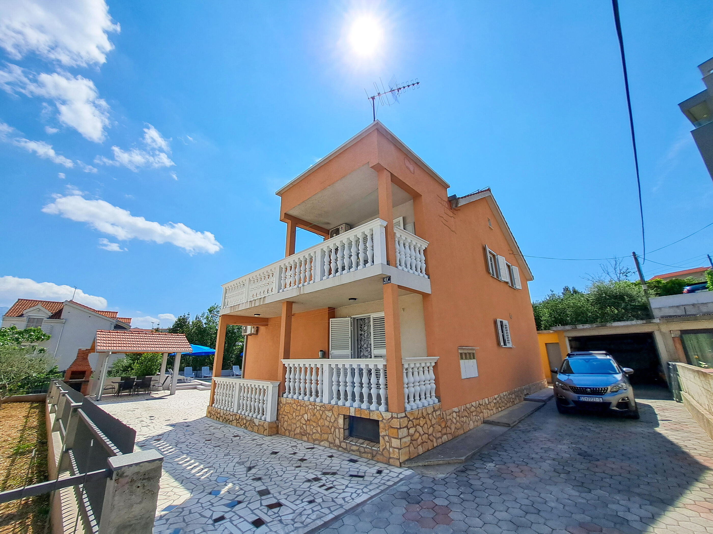 Photo of Apartments Mile