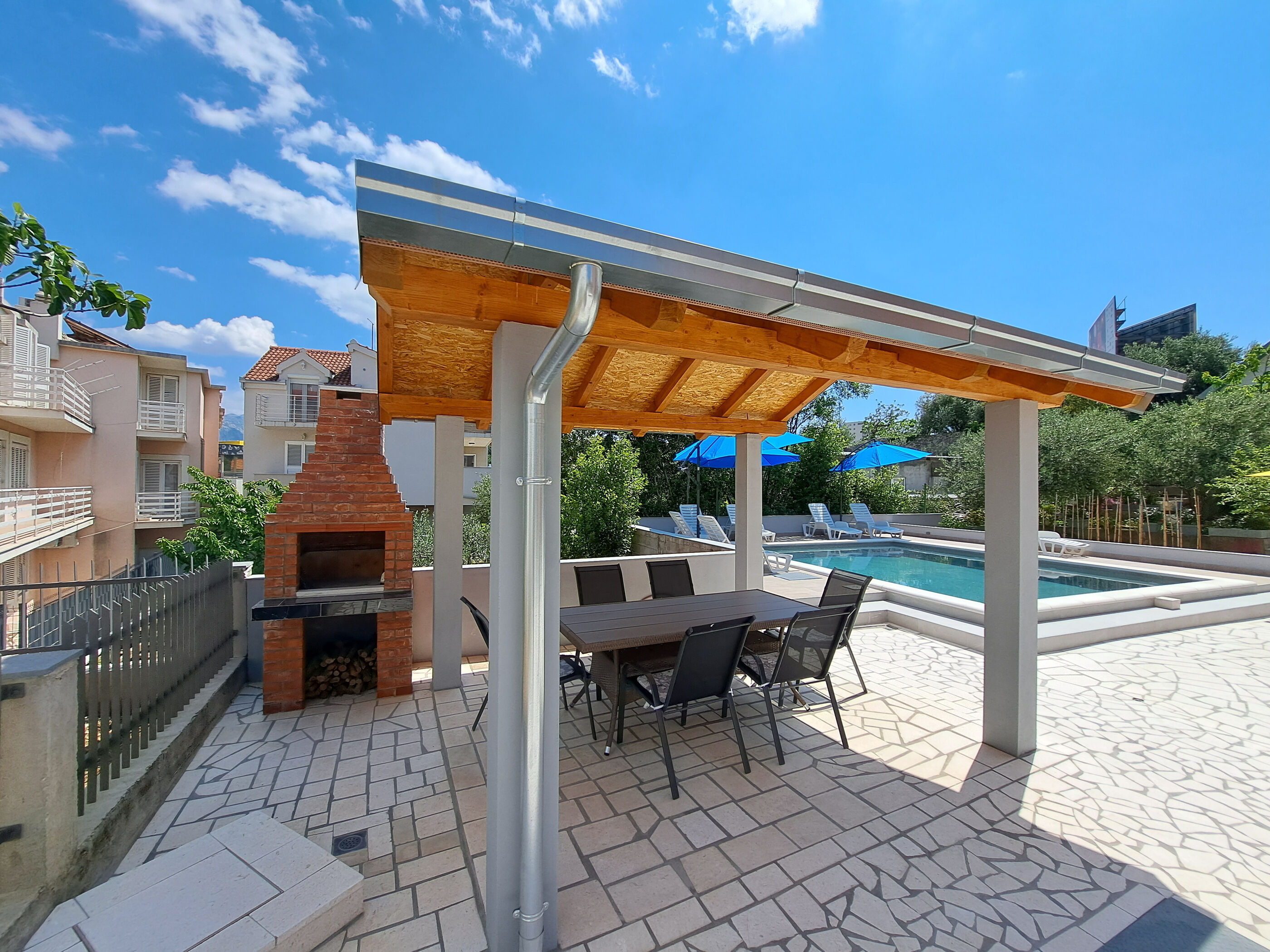 Photo of Apartments Mile