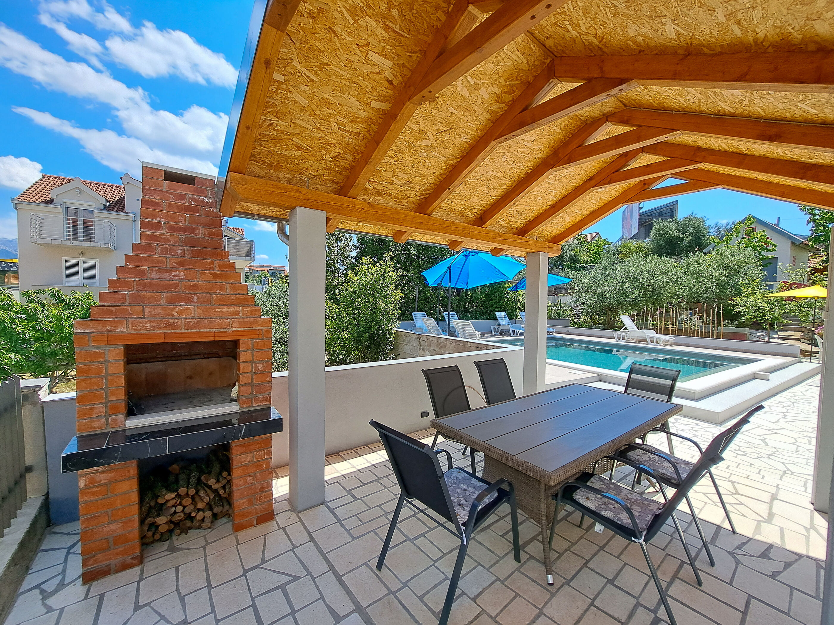 Photo of Apartments Mile