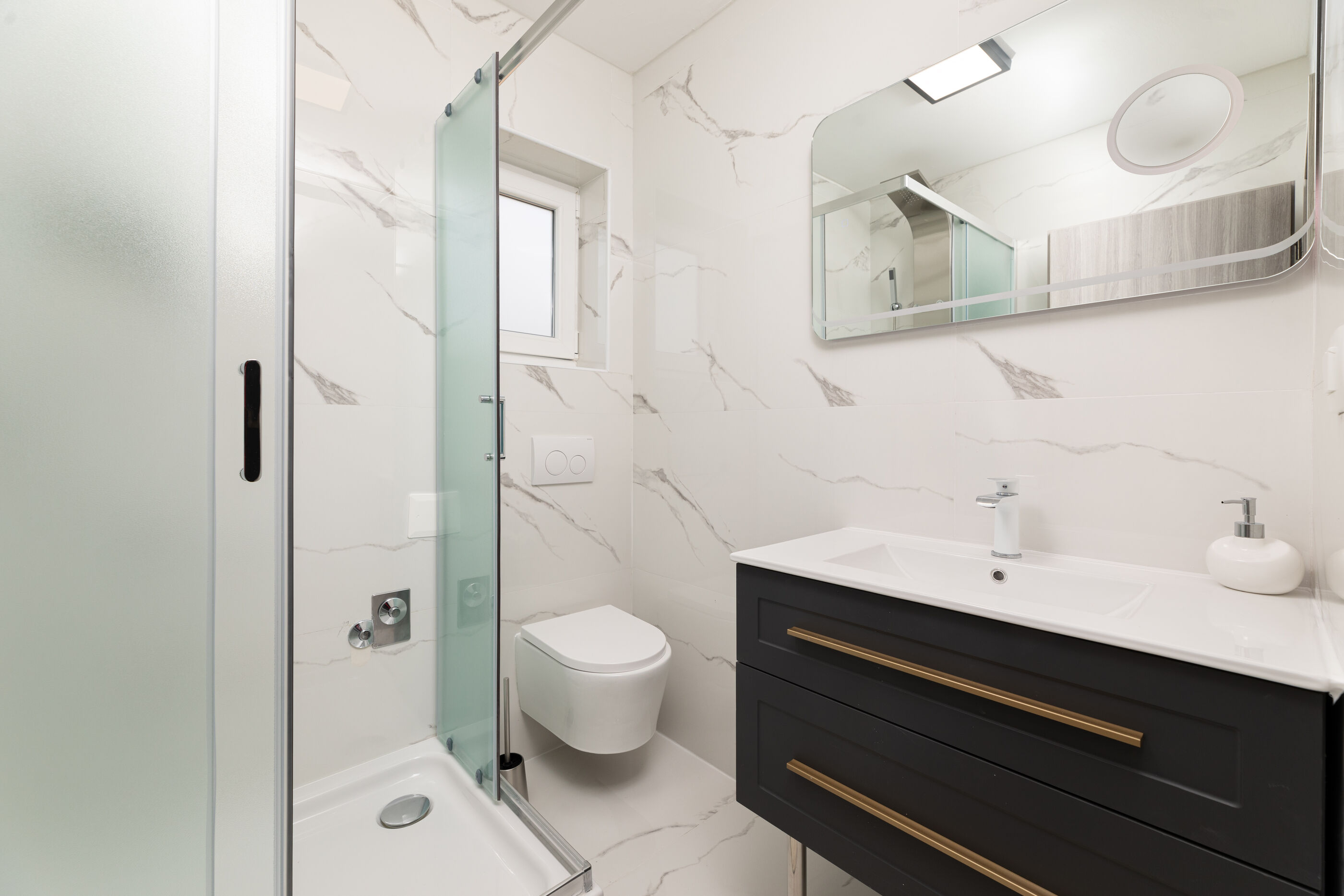 Apartments Vugrin 60245-A1