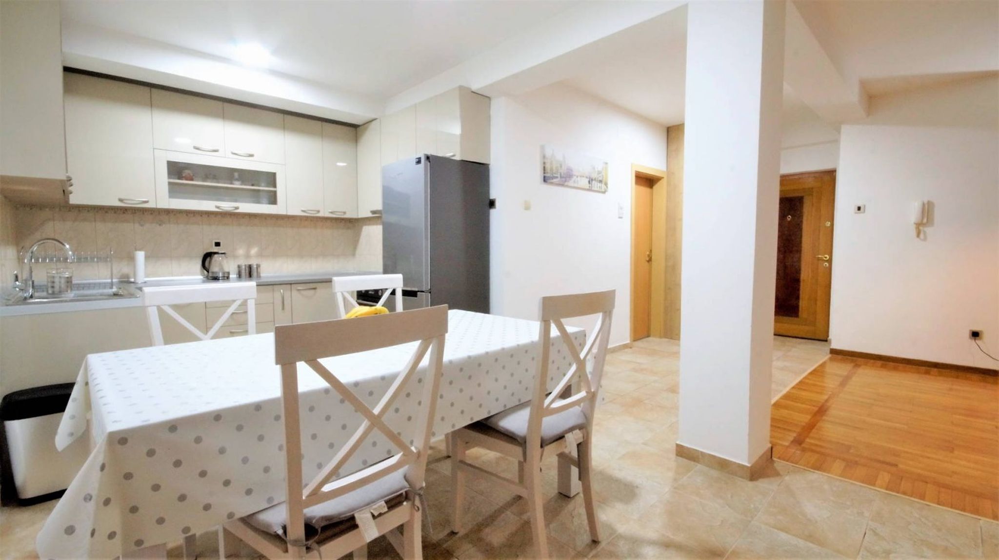 Apartment Nia 94631-A1