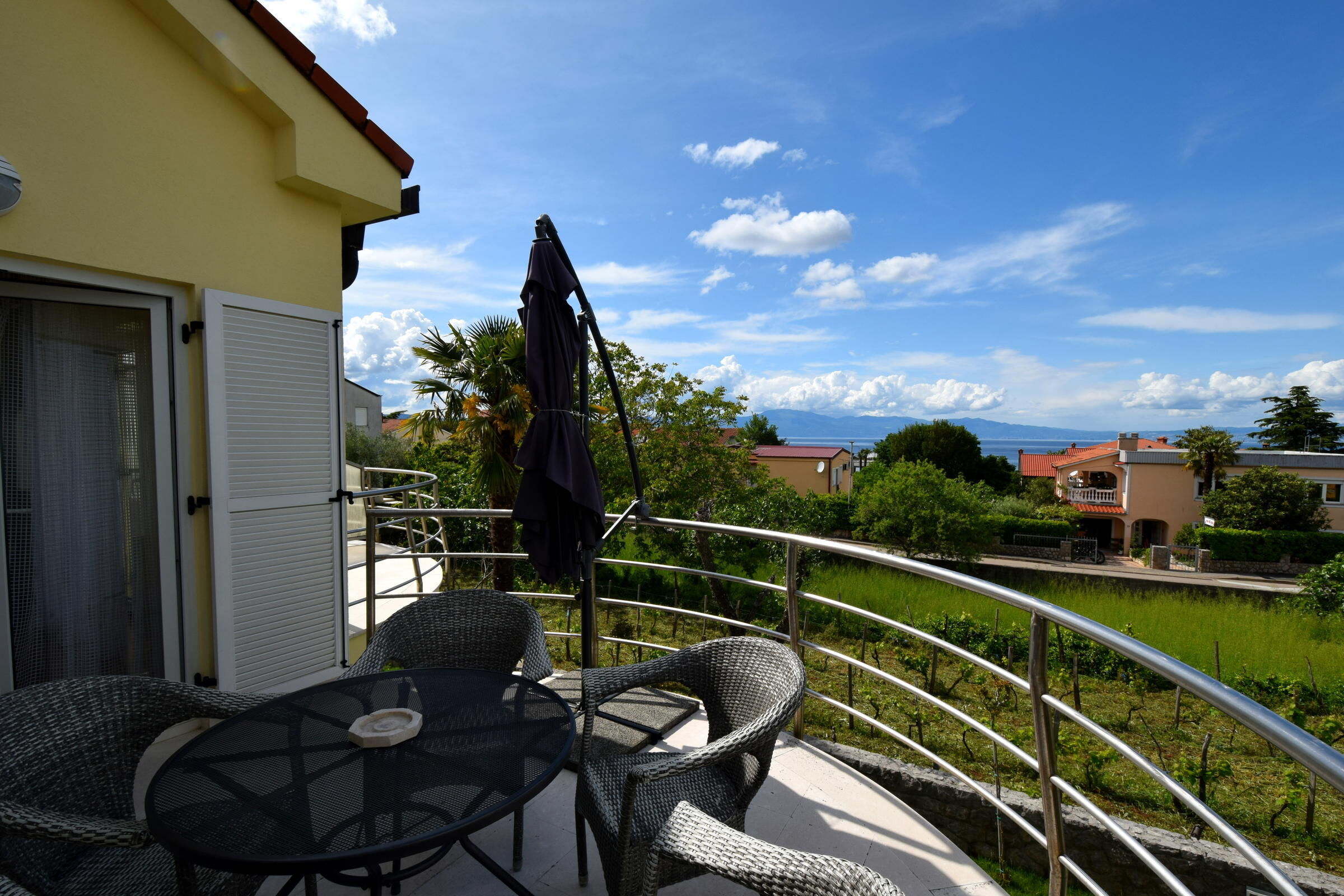 Apartments Luka 62148-A2