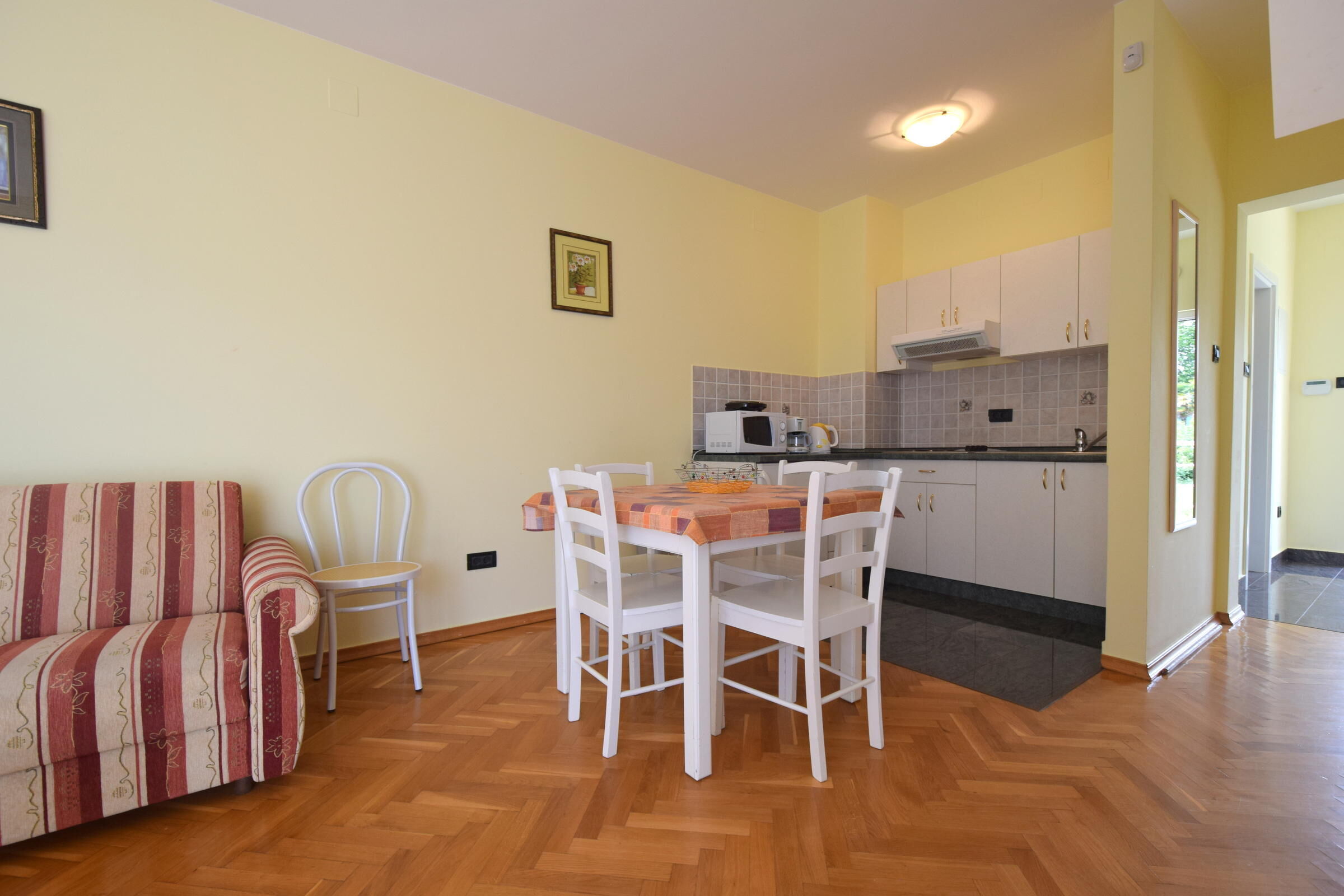 Apartments Luka 62148-A1