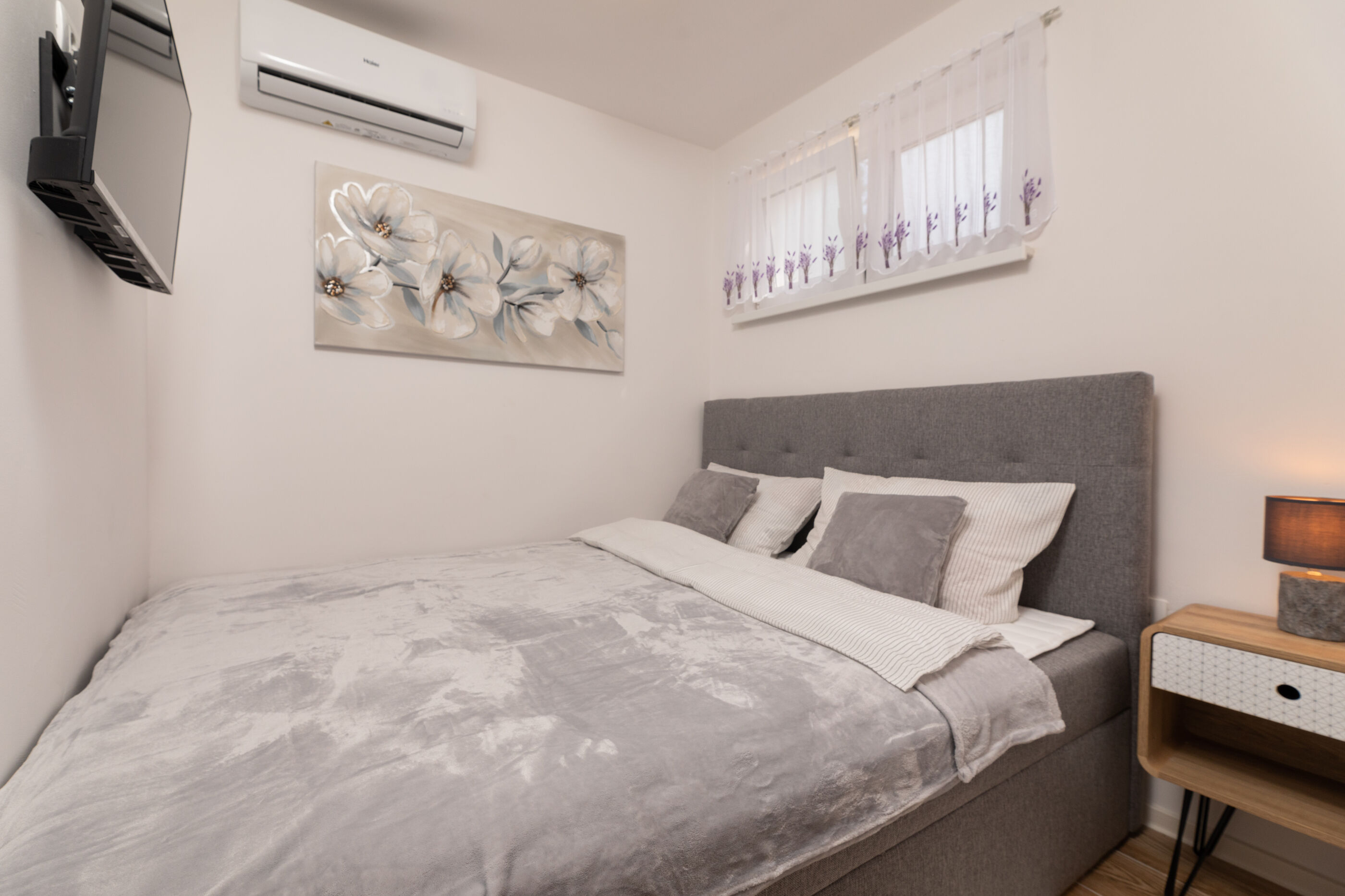 Apartments Vugrin 60245-A2