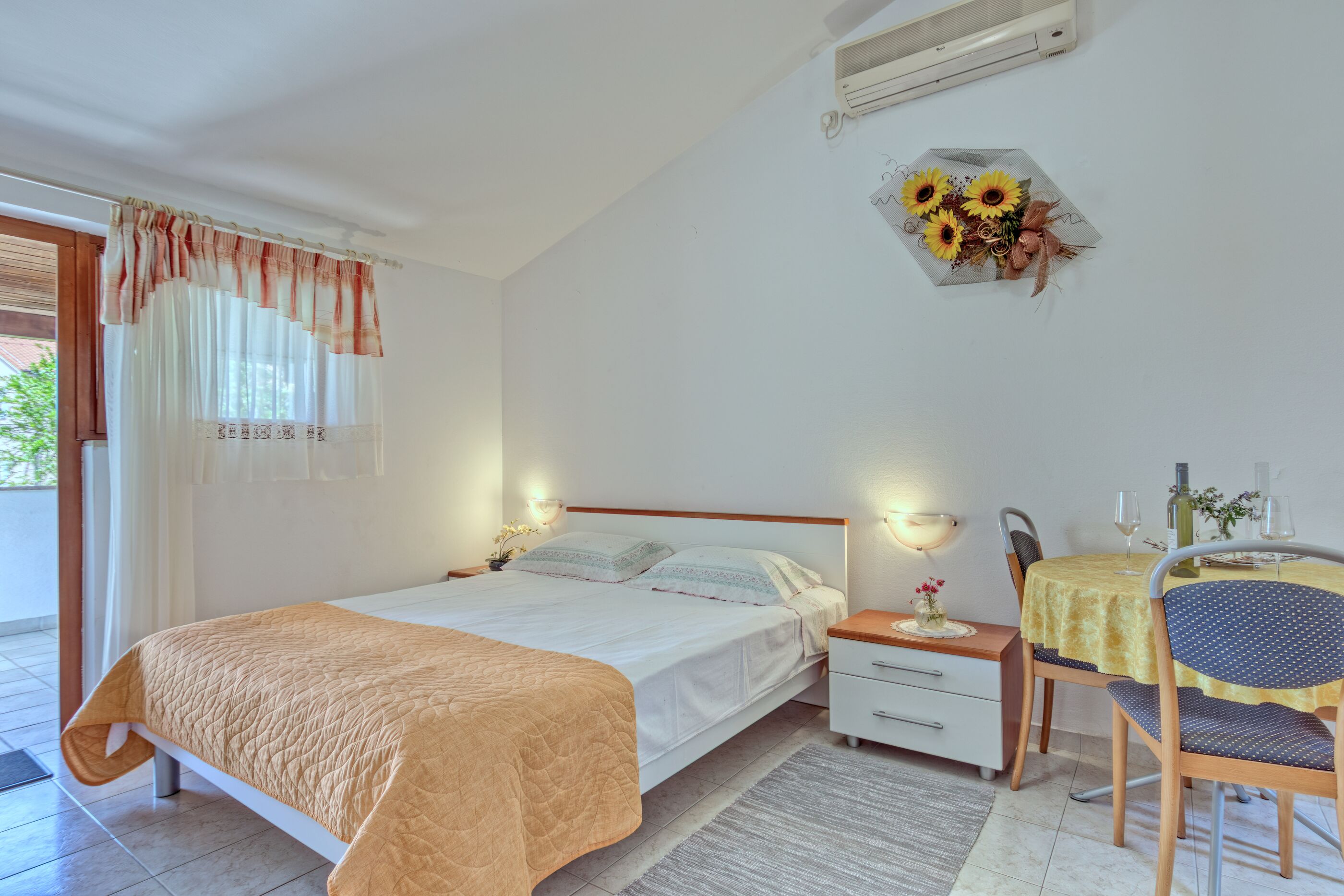 House Tiny house 94981-K1
