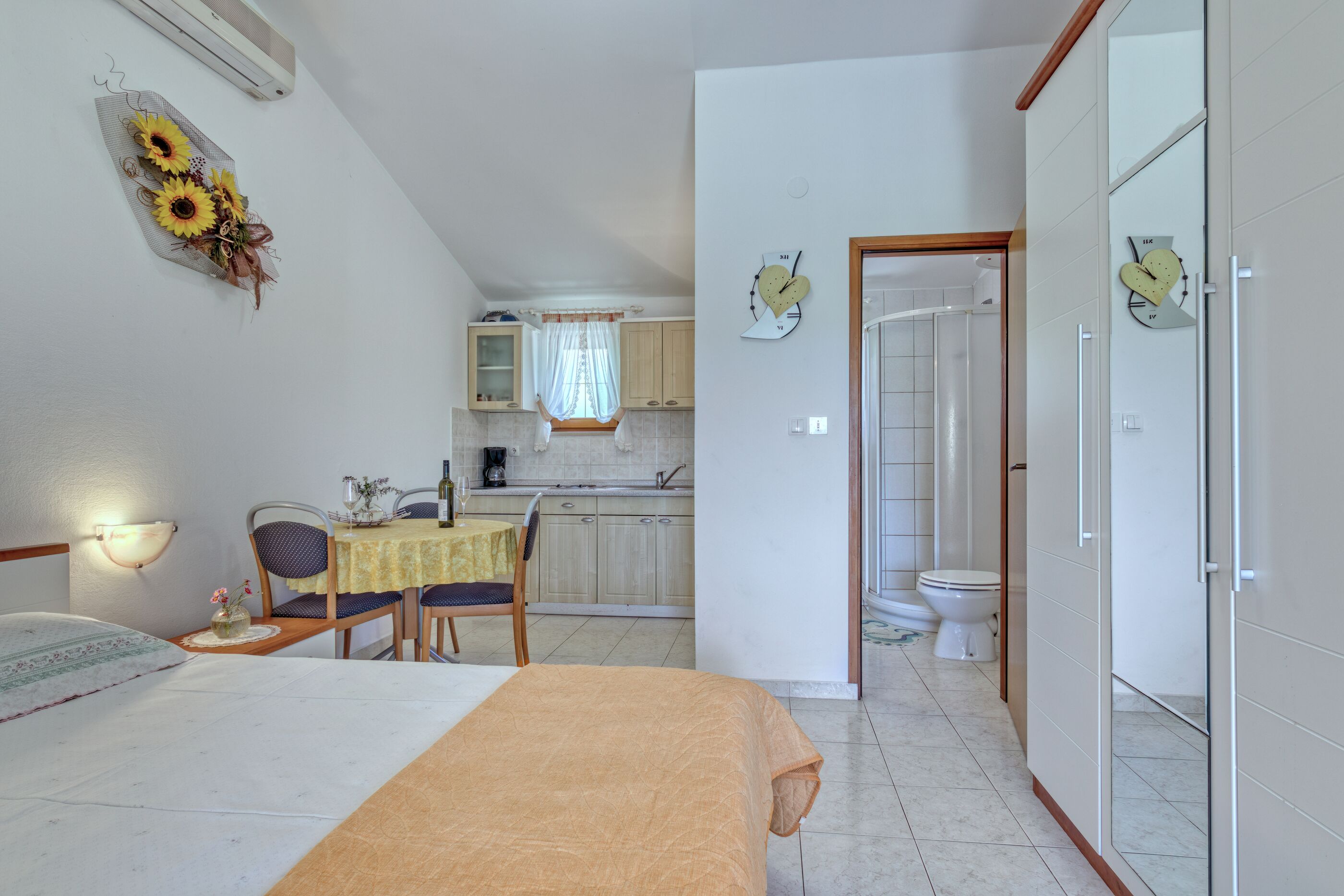House Tiny house 94981-K1