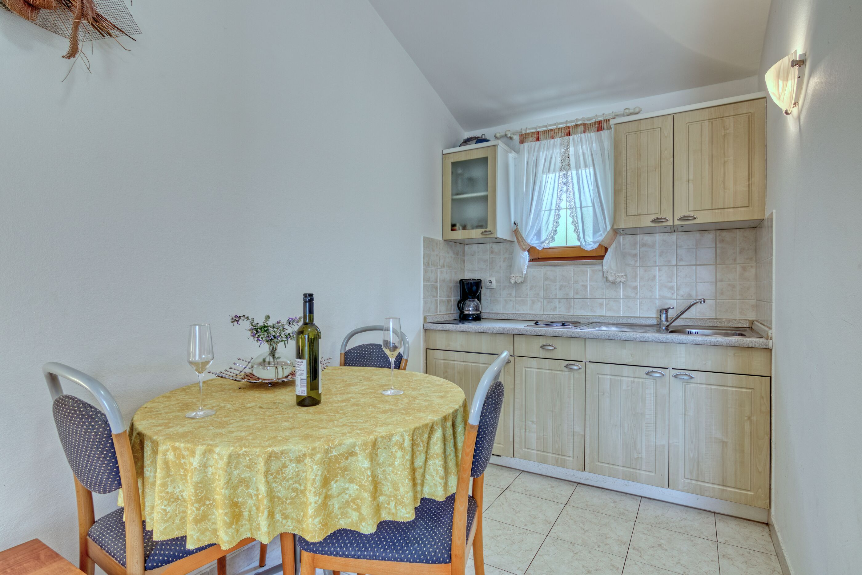 House Tiny house 94981-K1