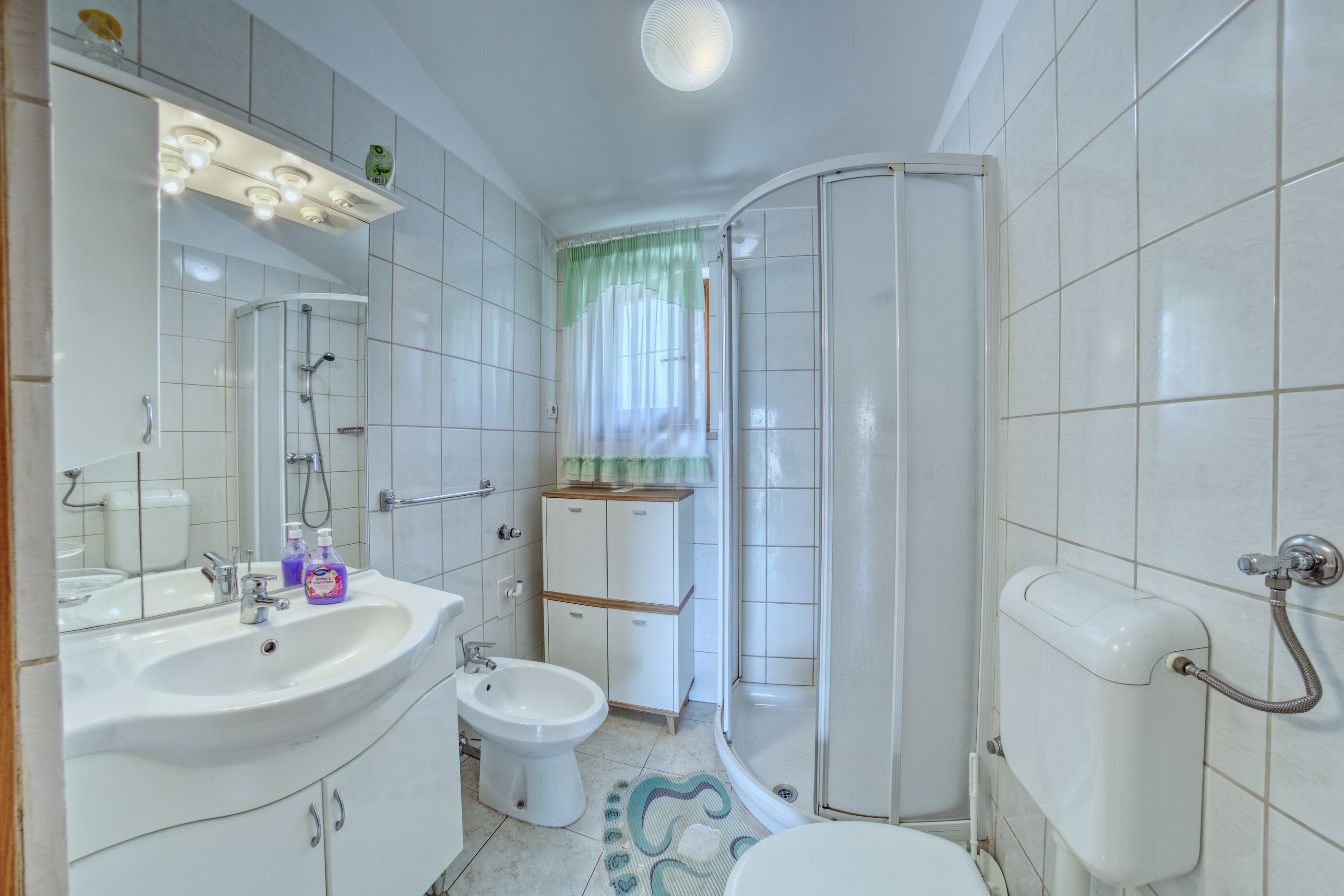 House Tiny house 94981-K1