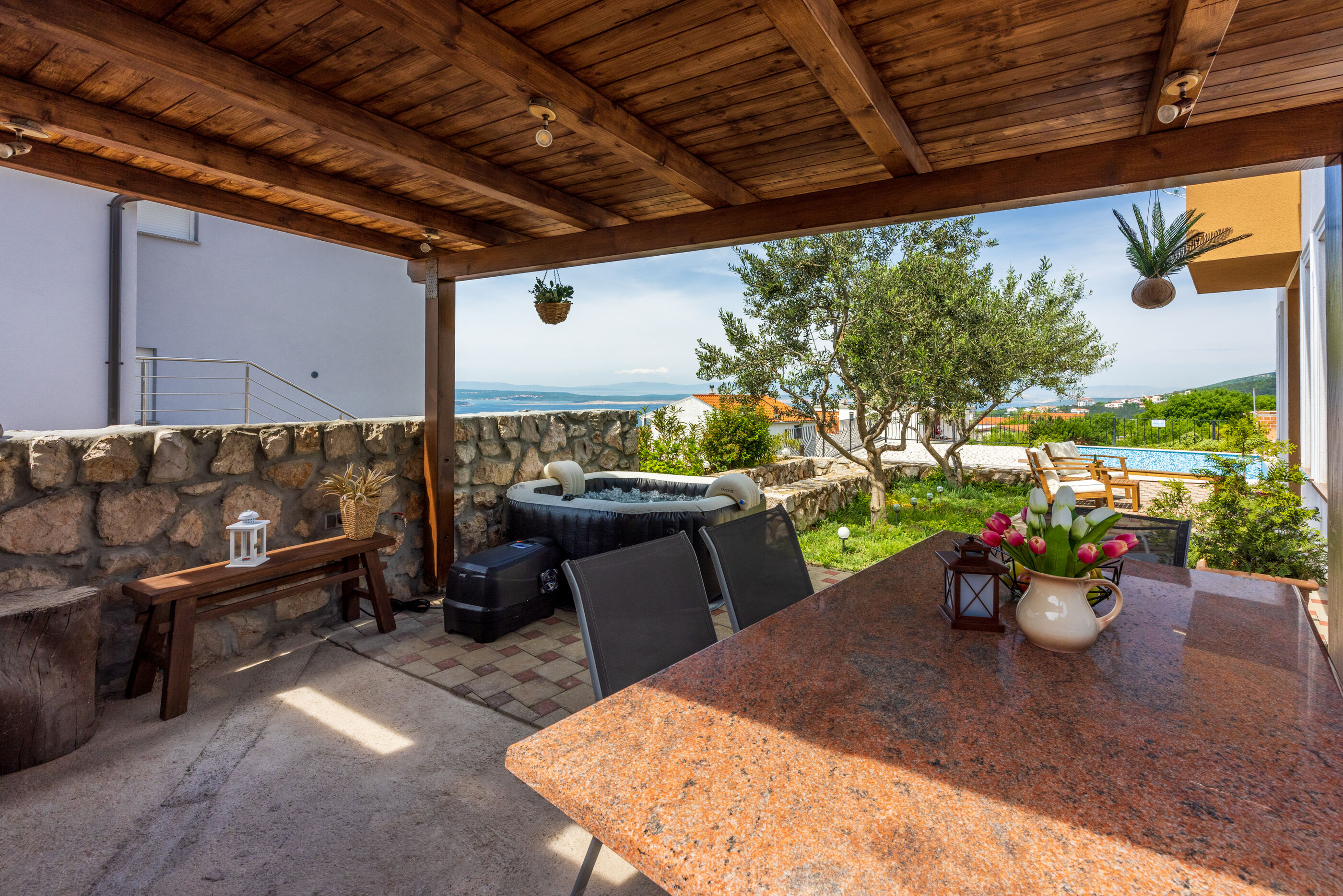 Apartment Deni 84932-A1