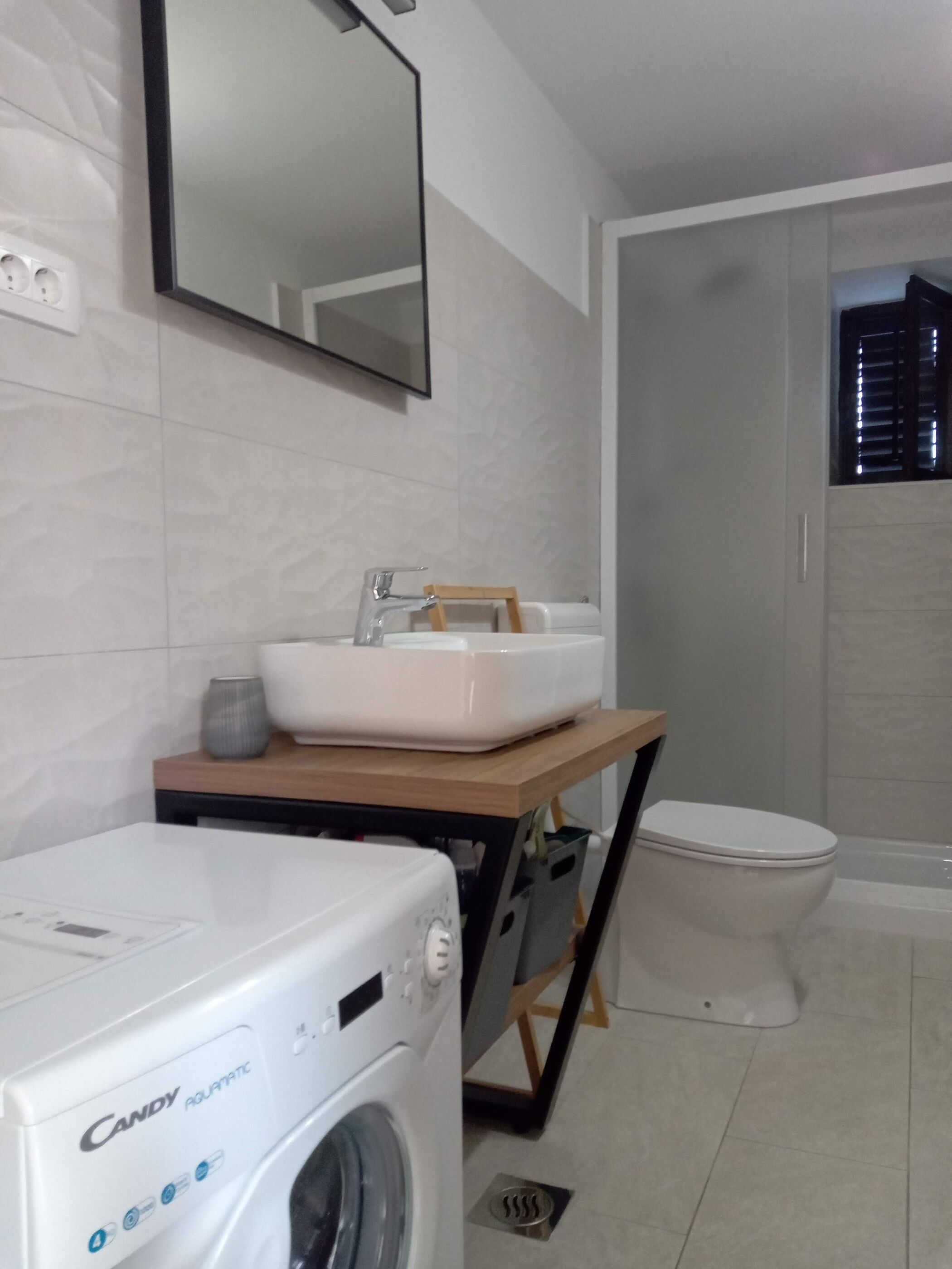 Apartment Everina 48721-A1