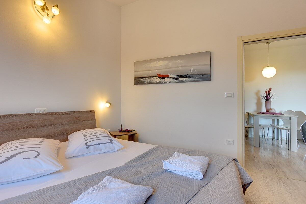 Apartment House Vinkuran 74271-A1