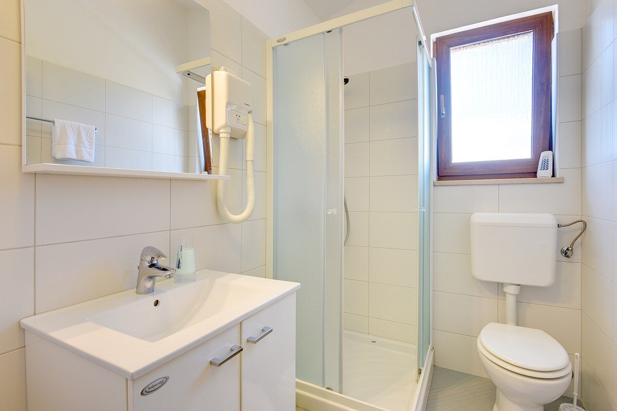 Apartment House Vinkuran 74271-A1