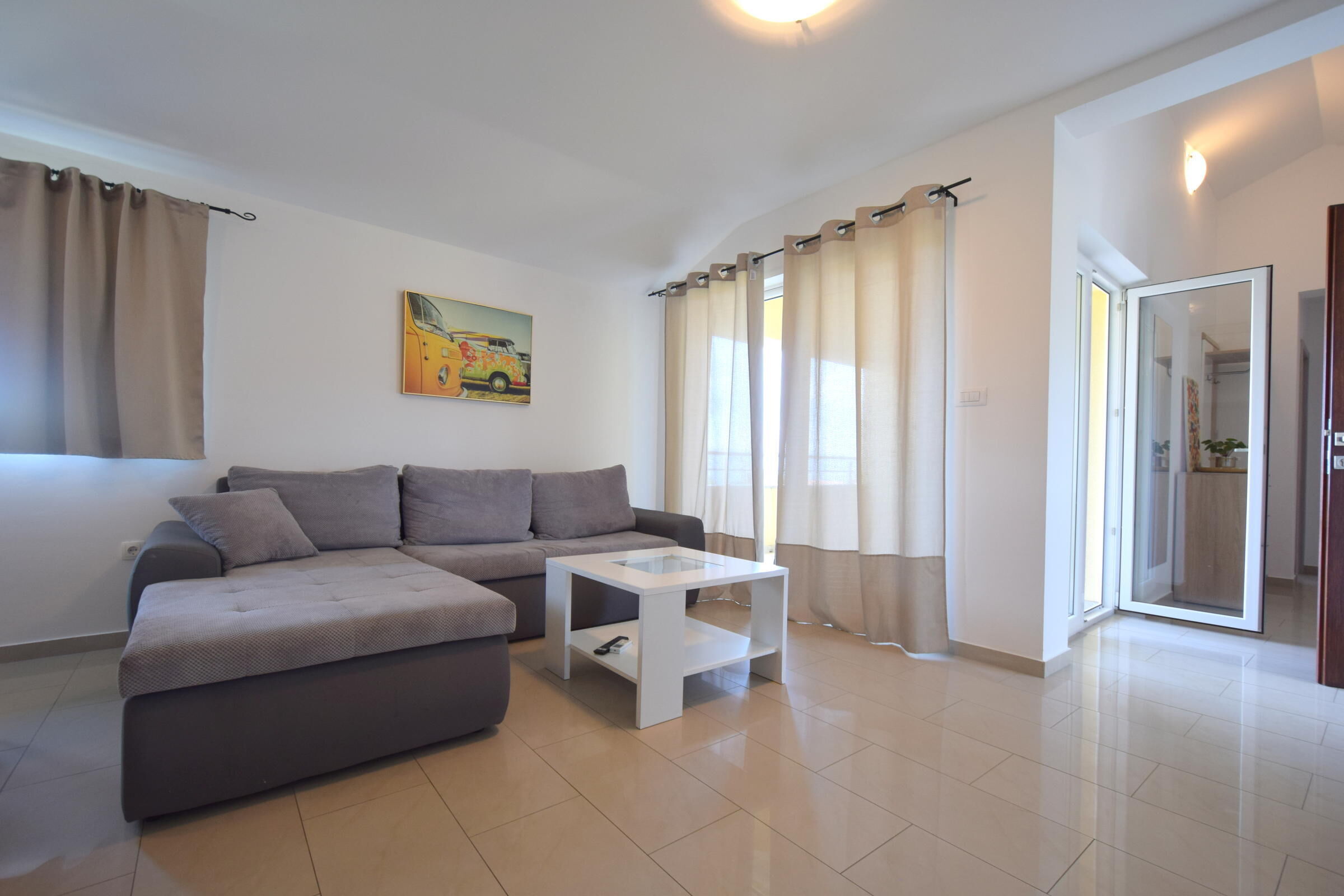 Apartments Mario 62108-A1