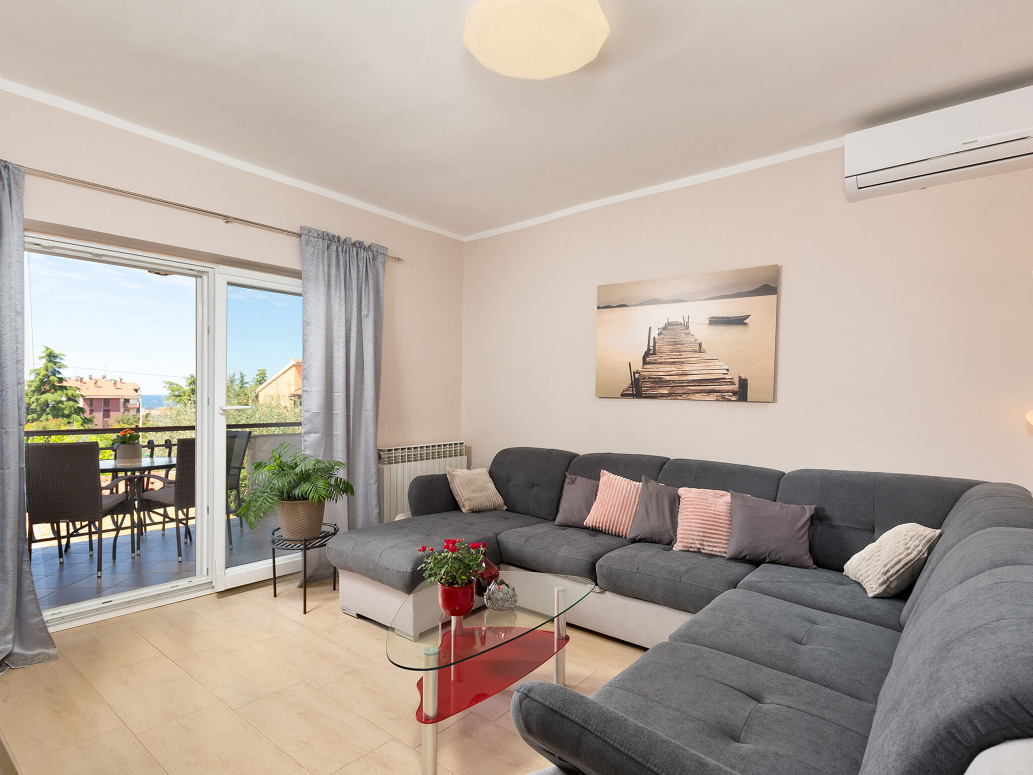 Apartment Loredana 72811-A1