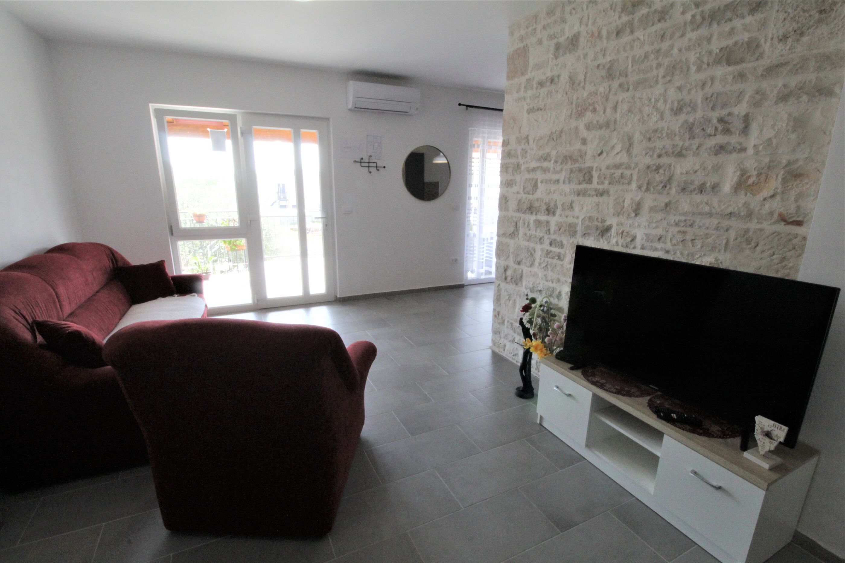Apartments Sabrina 90328-A3