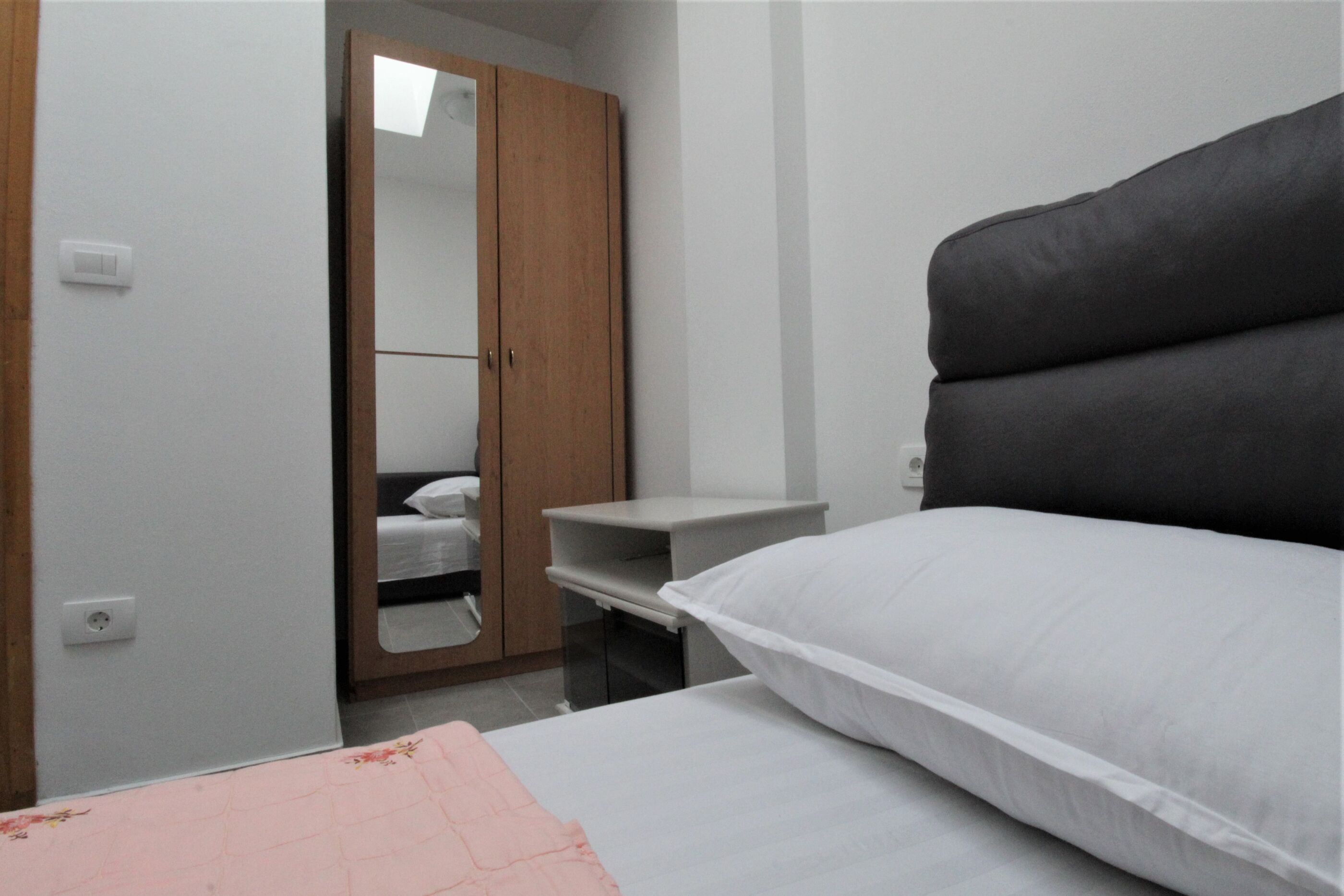 Apartments Sabrina 90328-A3
