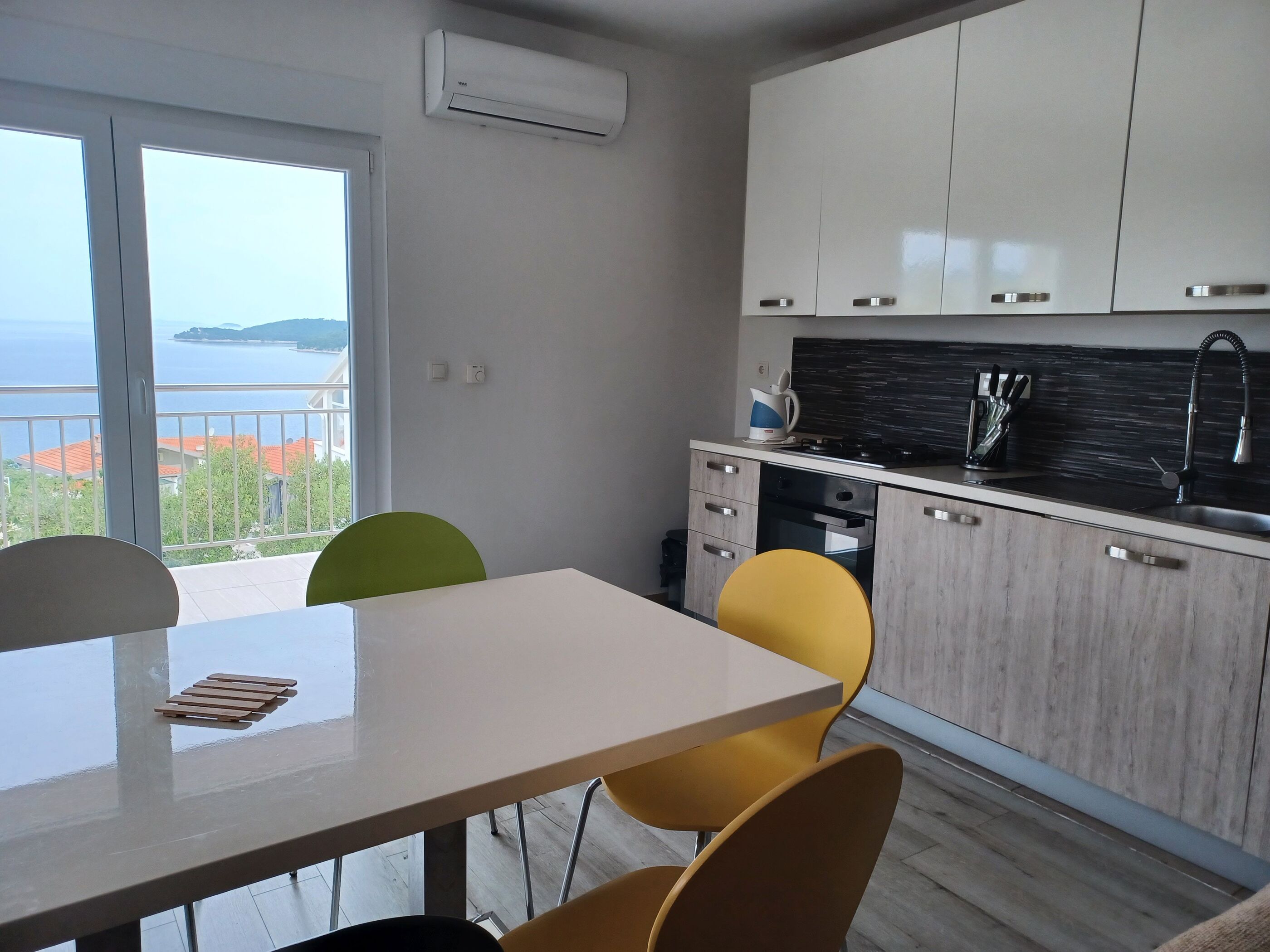 Apartments BruLo 63951-A3