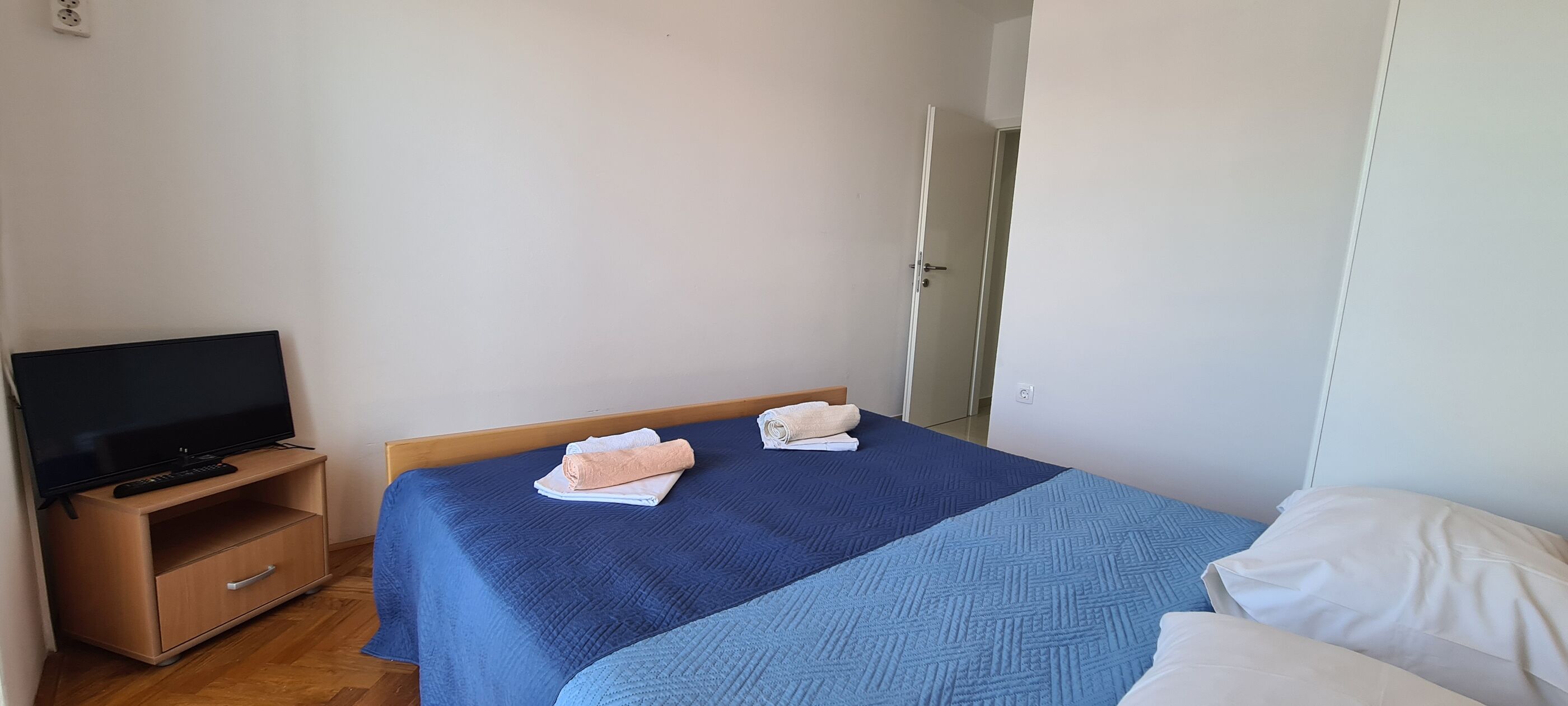 Apartments Ana i Ante 95131-A2