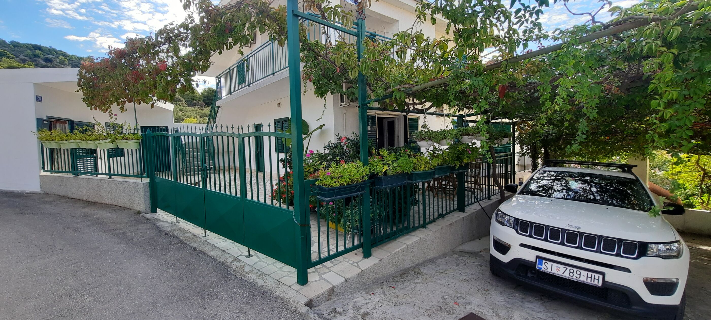 Apartments Nediljka 14121-A2