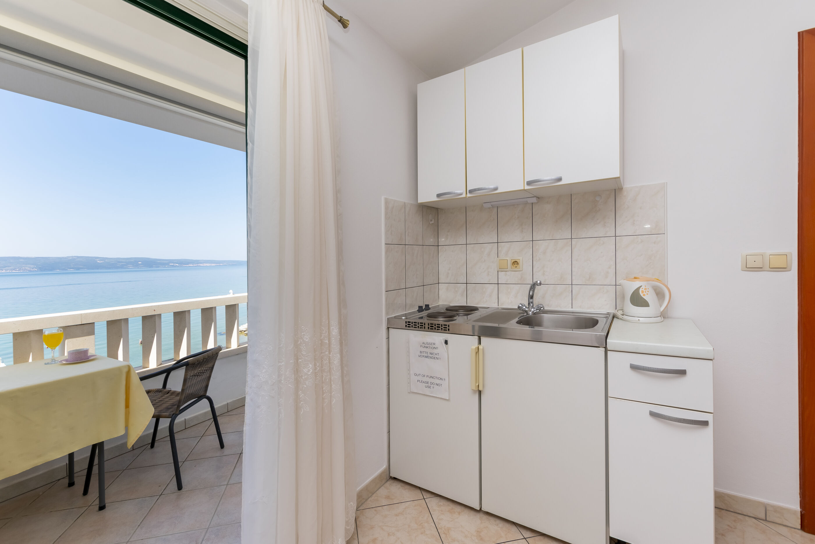 Apartments and Room Jure 93691-A3