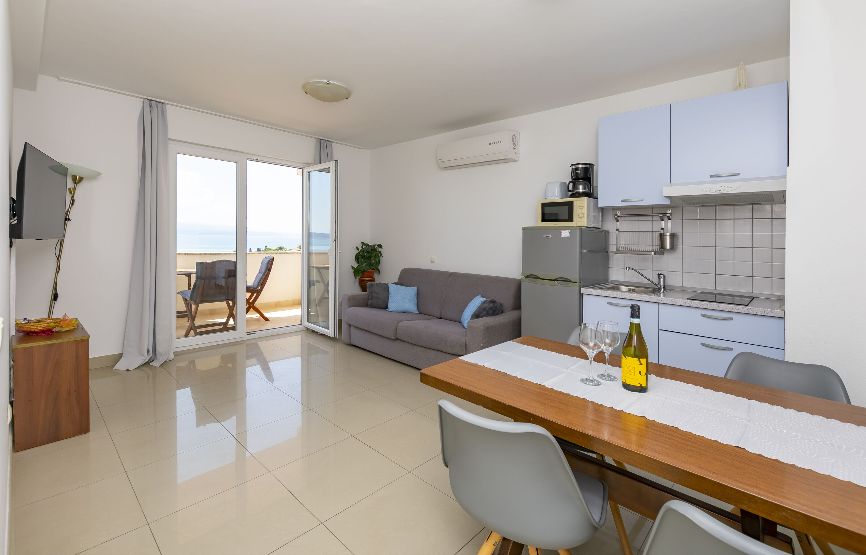Apartments Ana 91381-A3