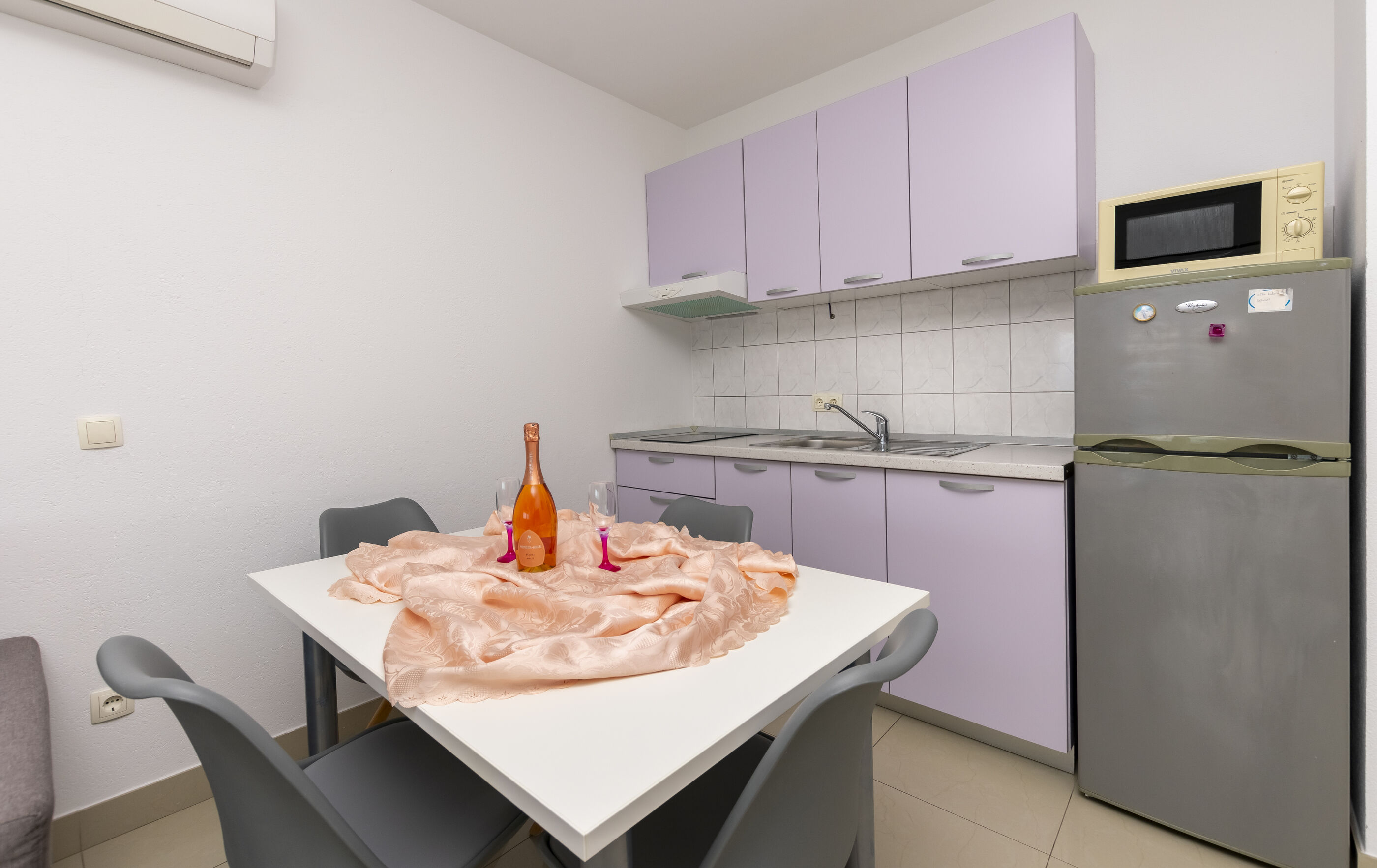 Apartments Ana 91381-A2