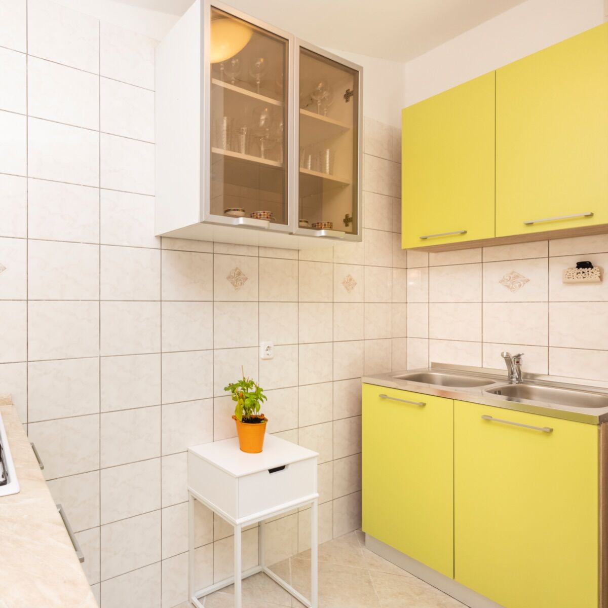 Apartments Dominik 64428-A2