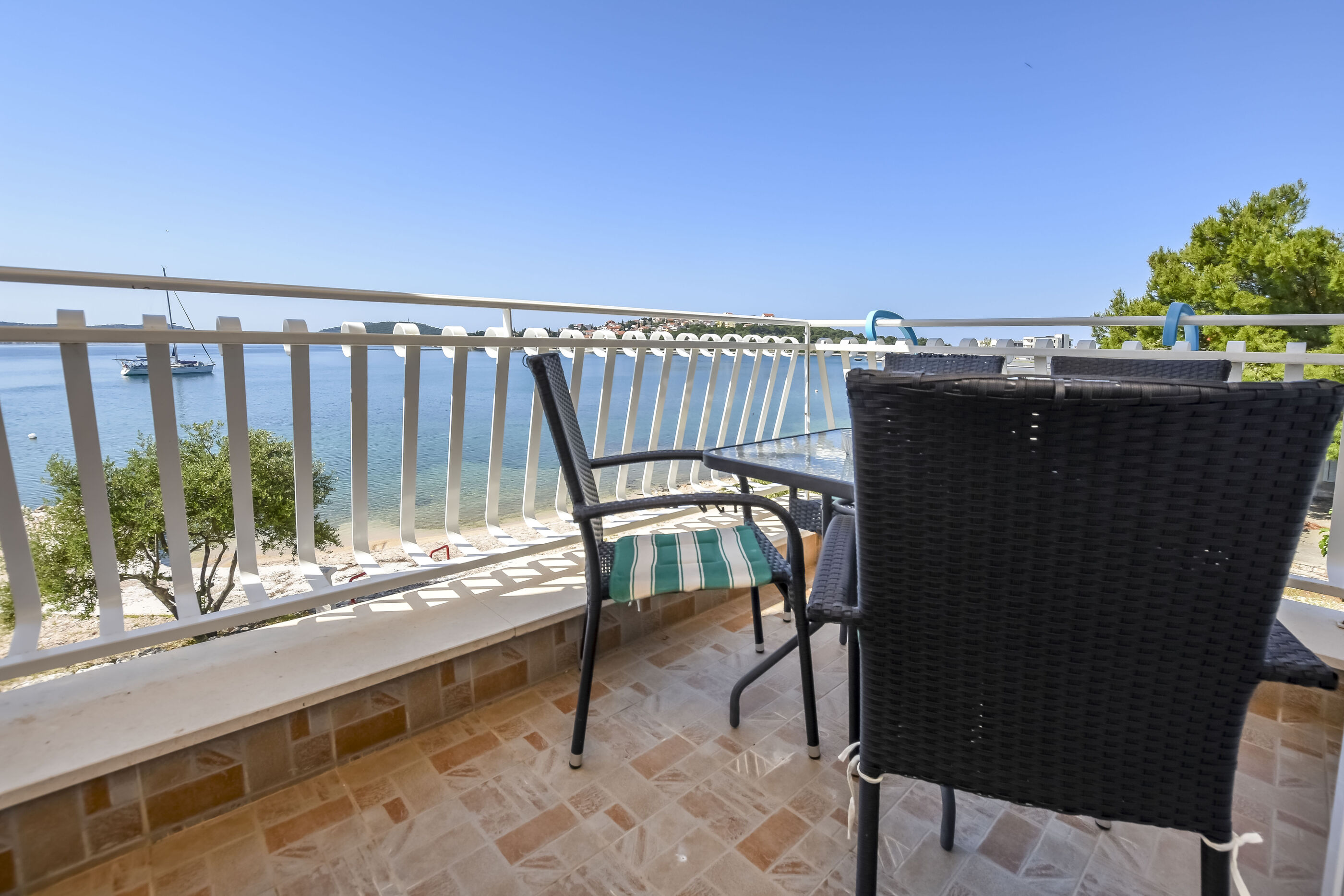 Apartments Silvana 23221-A1