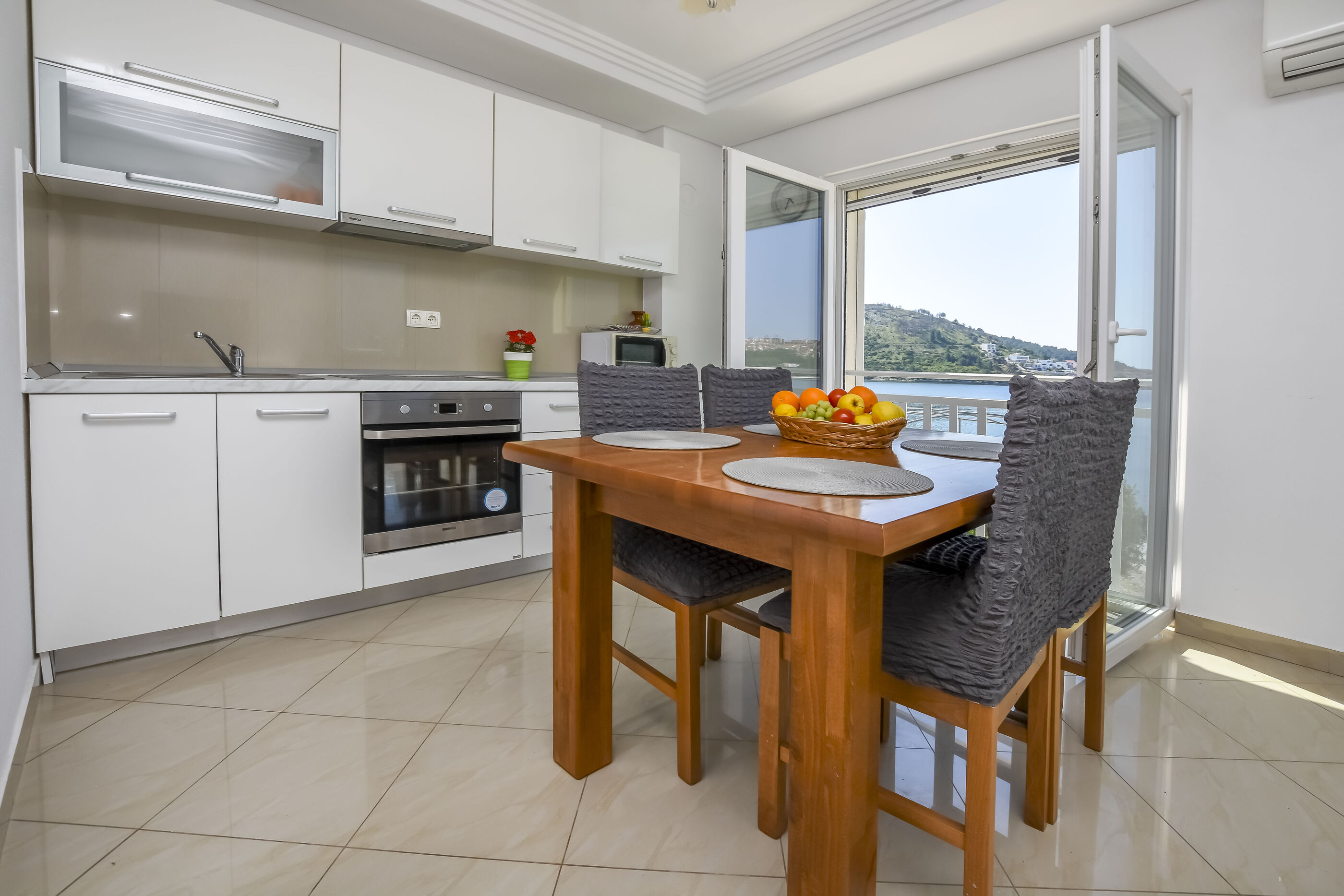 Apartments Silvana 23221-A1